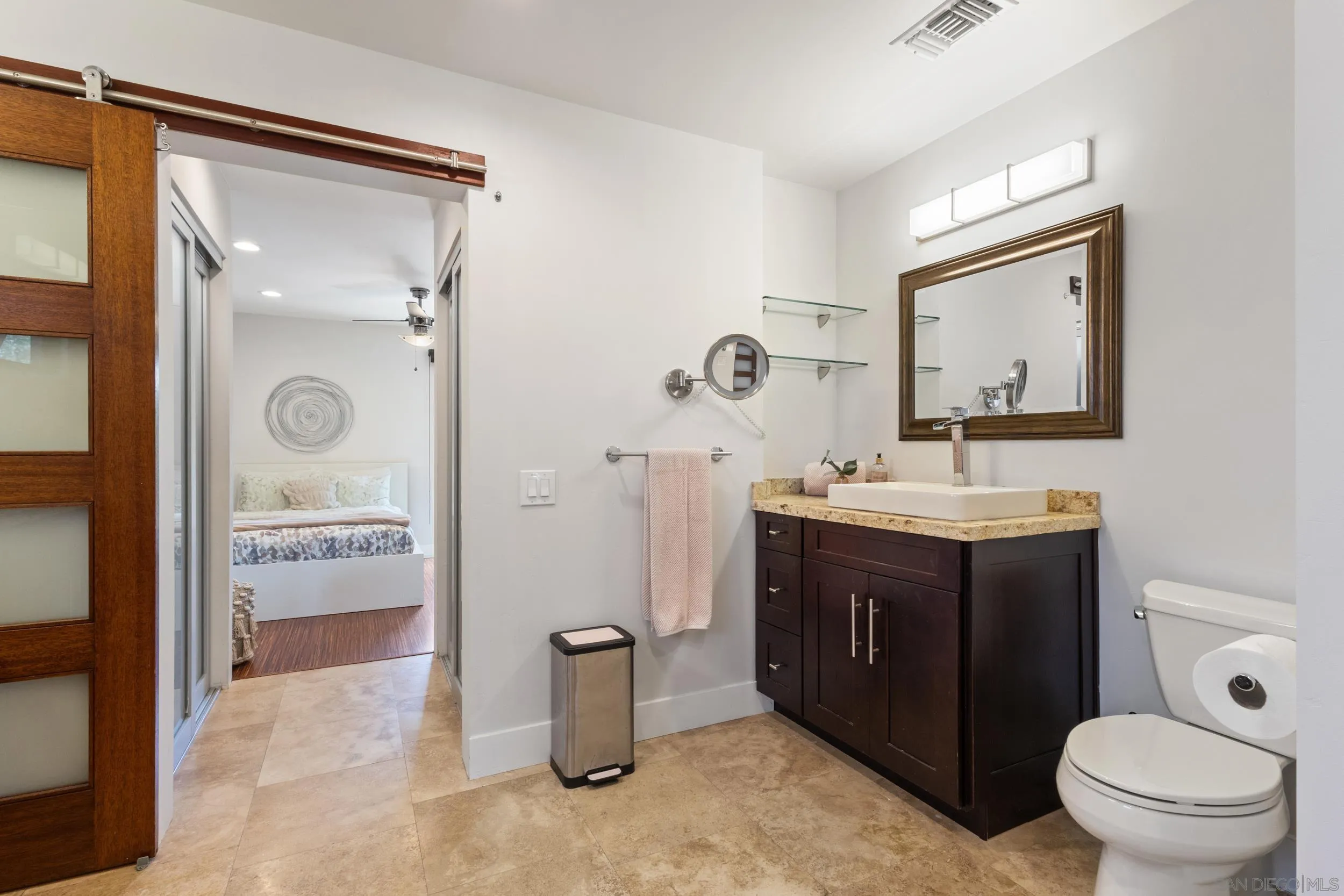 https://cdn.realtyfeed.com/cdn/127/260012755/120f078d12015be22c4f3c565553e38e.webp