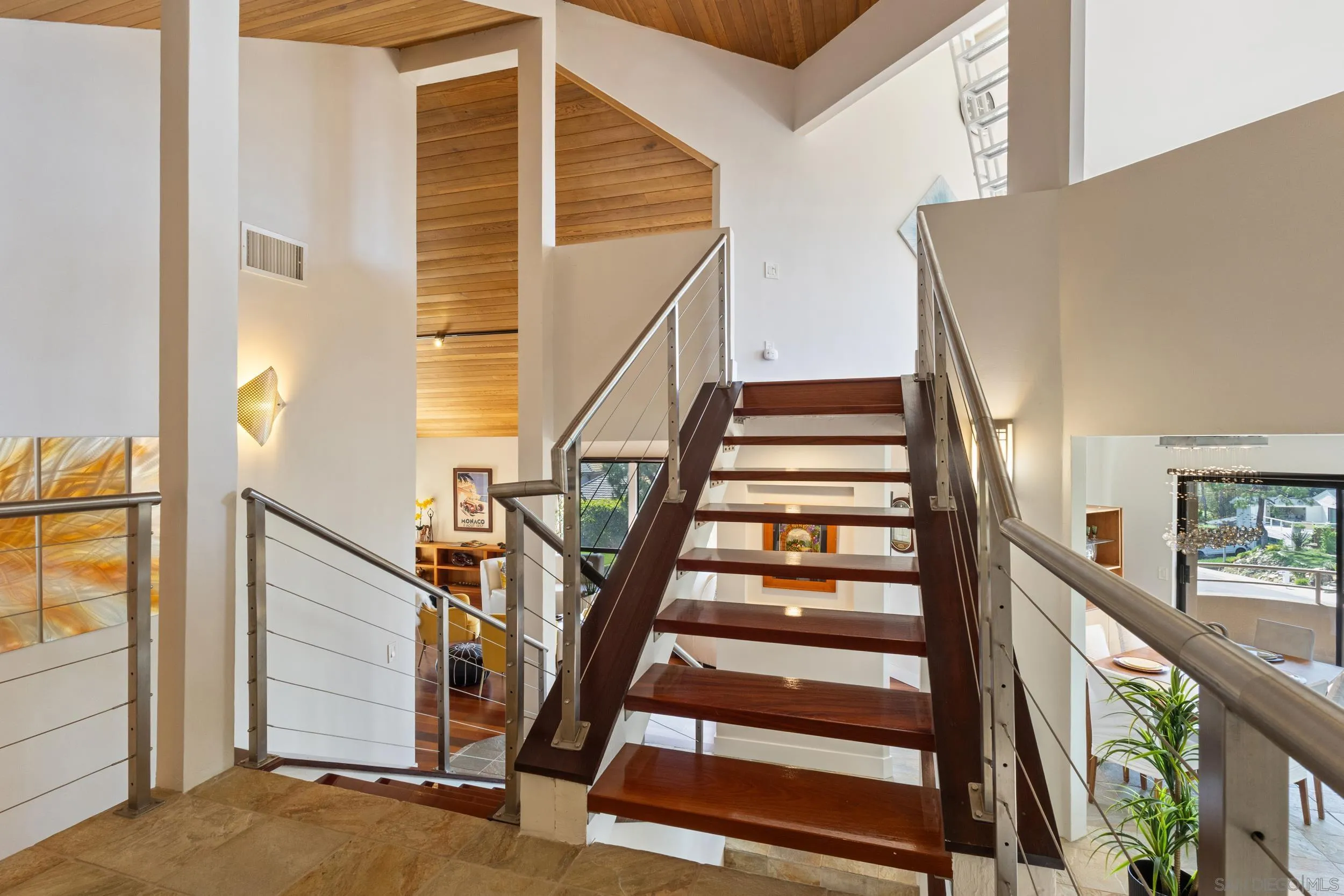 https://cdn.realtyfeed.com/cdn/127/260012755/1f961da1755f2ebf42bca23d64e9aa5e.webp