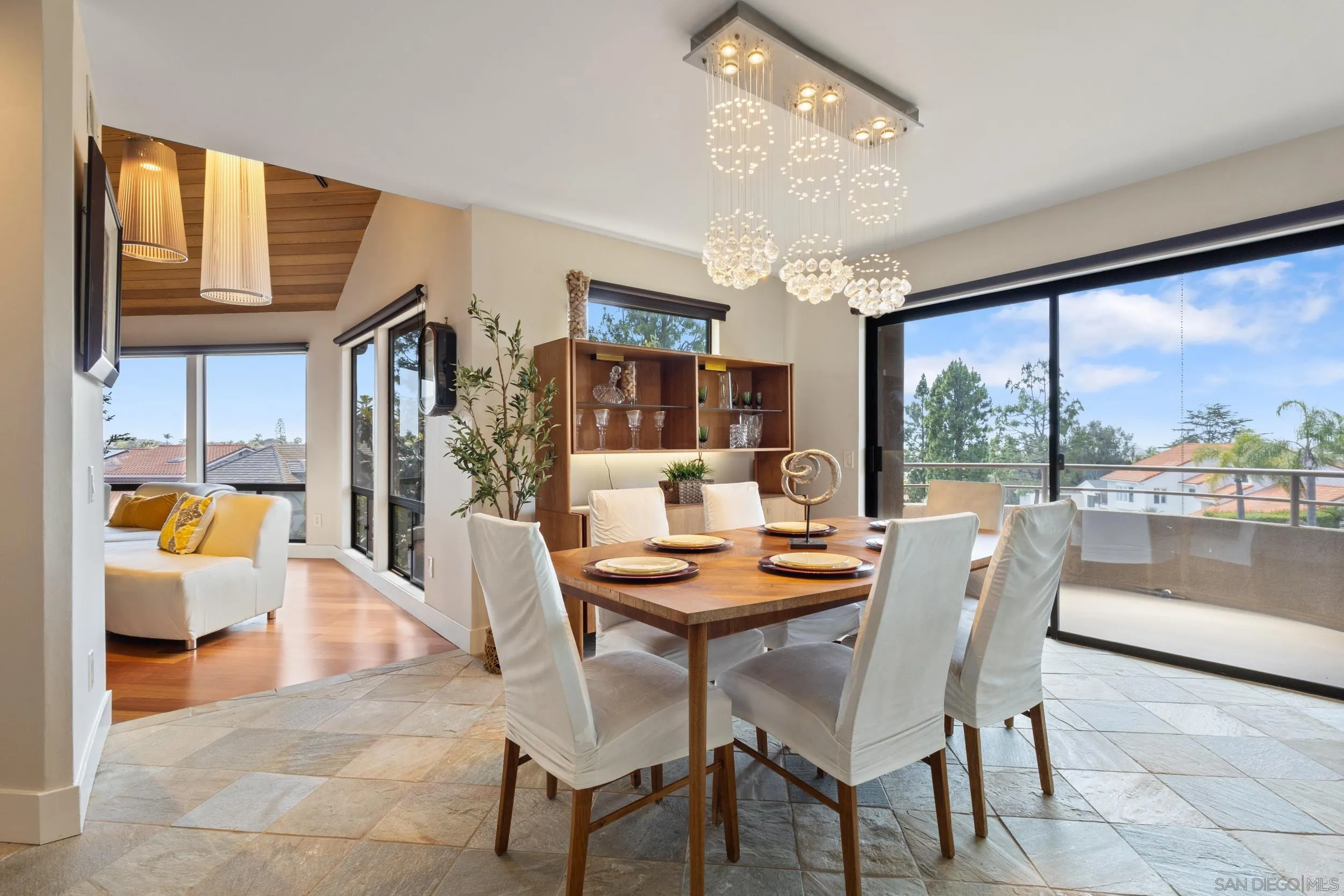 https://cdn.realtyfeed.com/cdn/127/260012755/2242702832b7ce22809f6c6a609b486e.webp