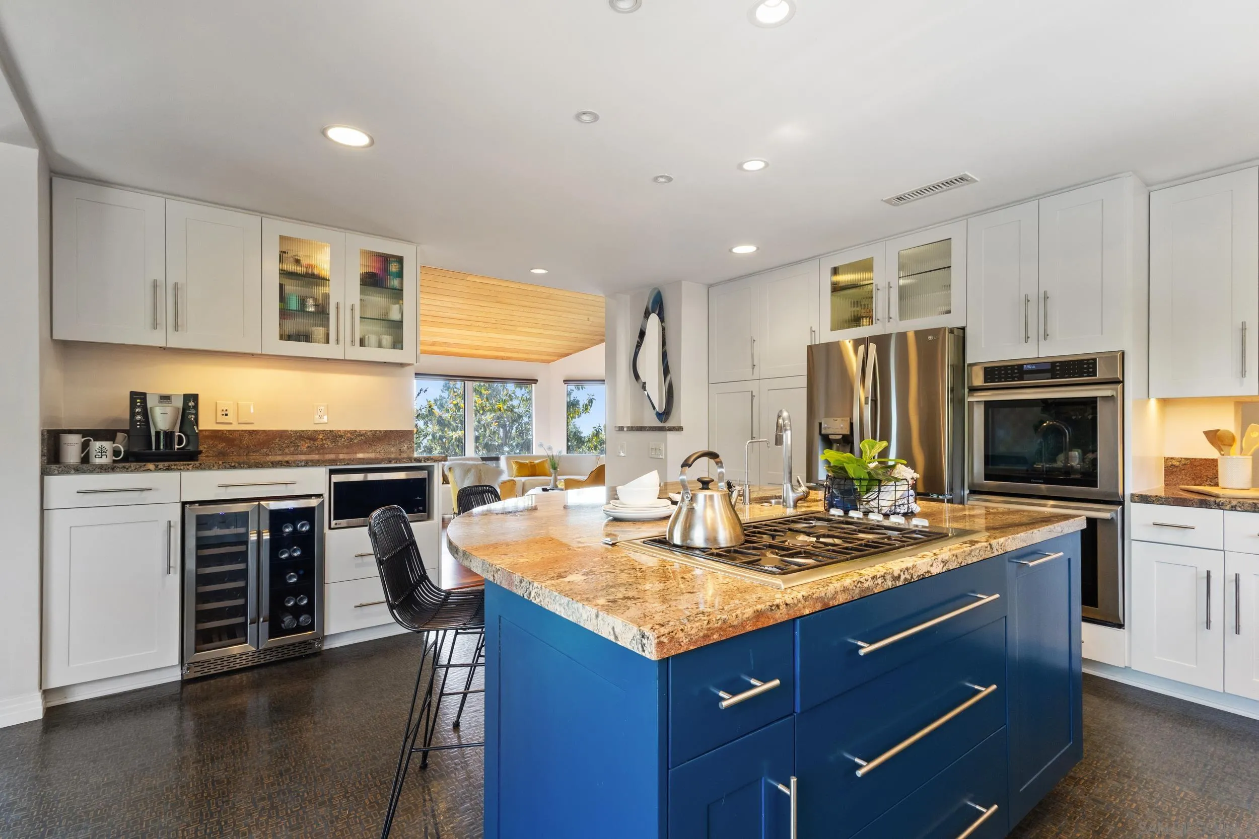 https://cdn.realtyfeed.com/cdn/127/260012755/6c443327c768d6b2a8e2f606dd9d045a.webp
