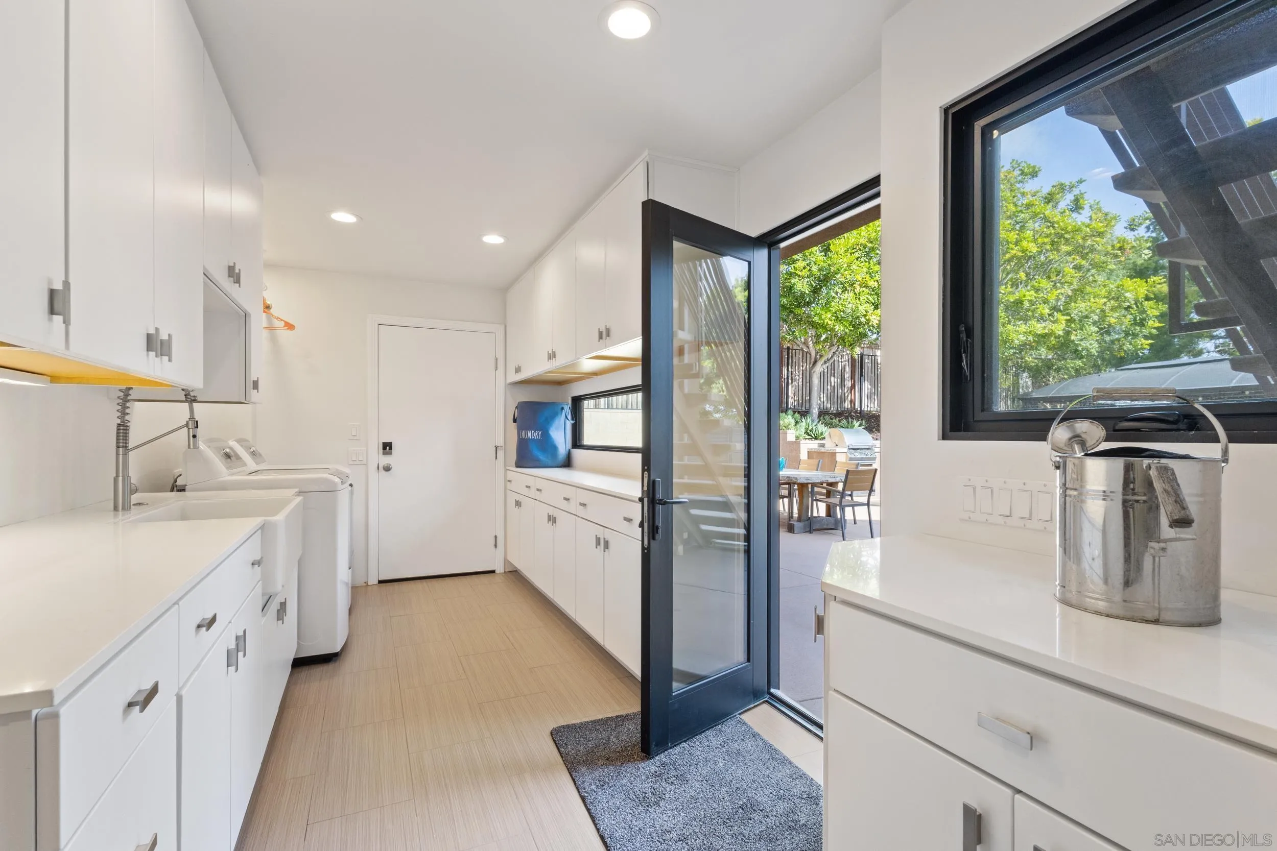 https://cdn.realtyfeed.com/cdn/127/260012755/6cb74bdbbcc339a059aea9f5c23957c8.webp