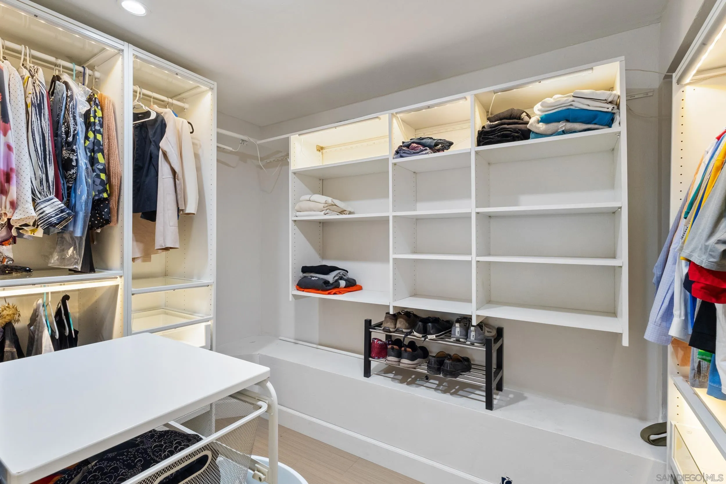 https://cdn.realtyfeed.com/cdn/127/260012755/8adb5b922ca0d60e2cb4009c8a6af9b1.webp