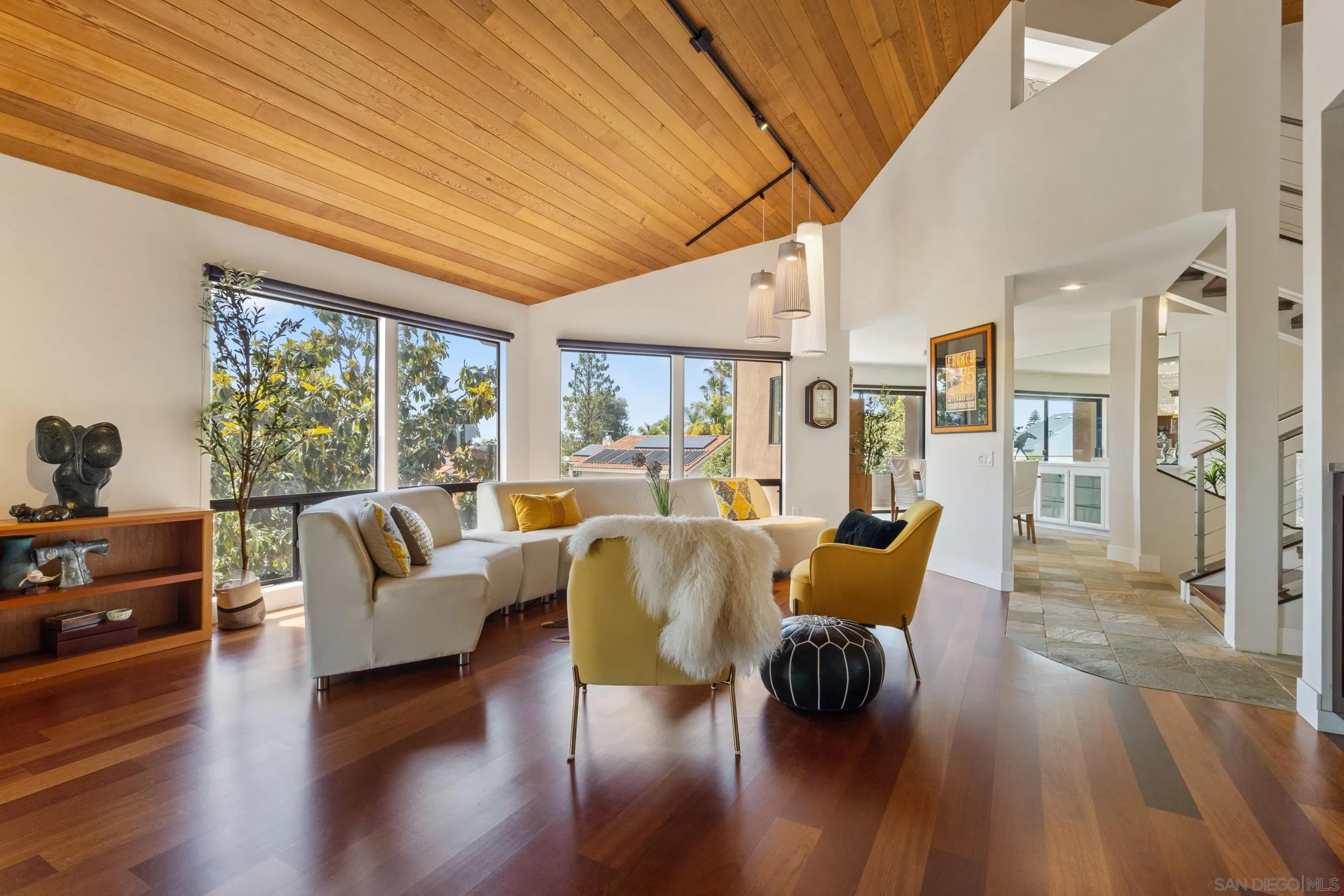 https://cdn.realtyfeed.com/cdn/127/260012755/918ce4bca9b0e379d873eee63f3da0d9.webp
