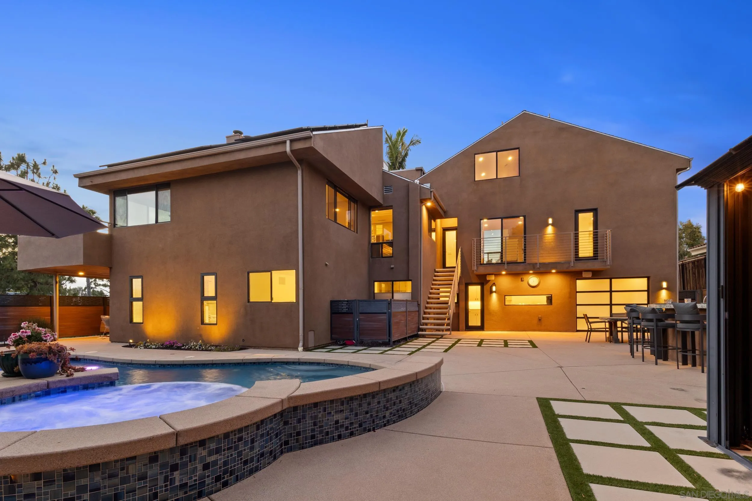 https://cdn.realtyfeed.com/cdn/127/260012755/baacc0830263e44e7cee679cce5438c7.webp