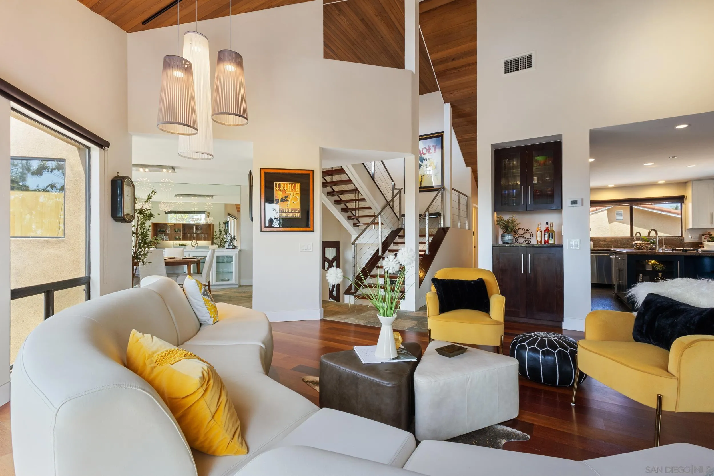 https://cdn.realtyfeed.com/cdn/127/260012755/d8b6091e92a7fee4cdbfd37344233612.webp