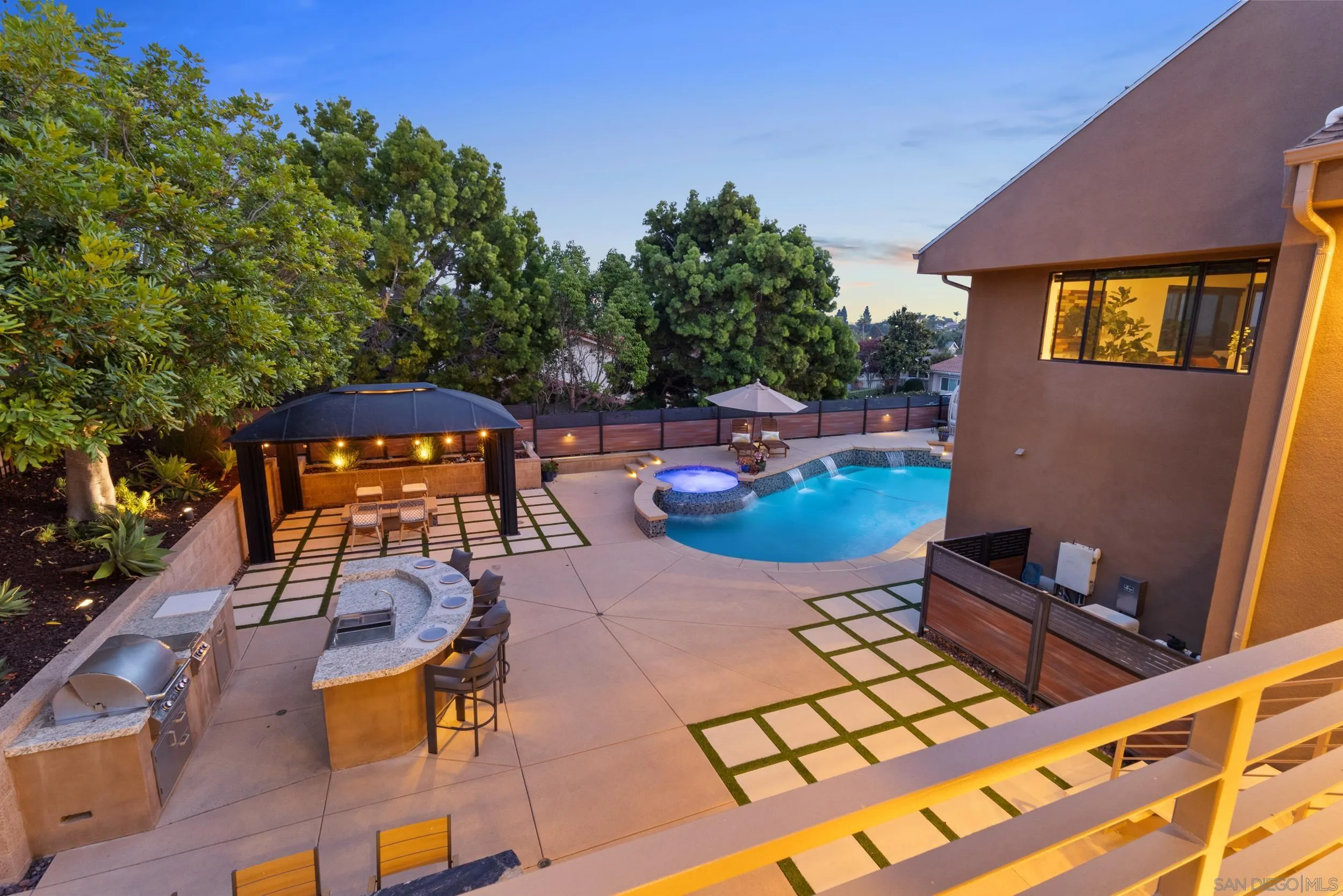 https://cdn.realtyfeed.com/cdn/127/260012755/e23383f724c96f6c5cdbe03ca7e3dca5.webp
