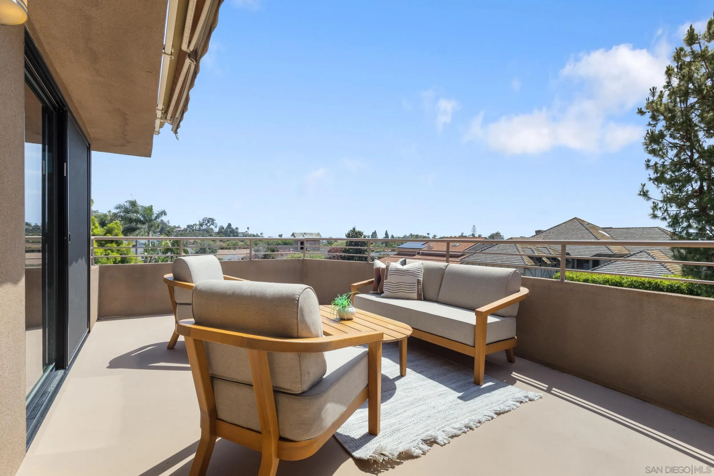 https://cdn.realtyfeed.com/cdn/127/260012755/eb81532c3829863a9e55332ba96f651e.webp
