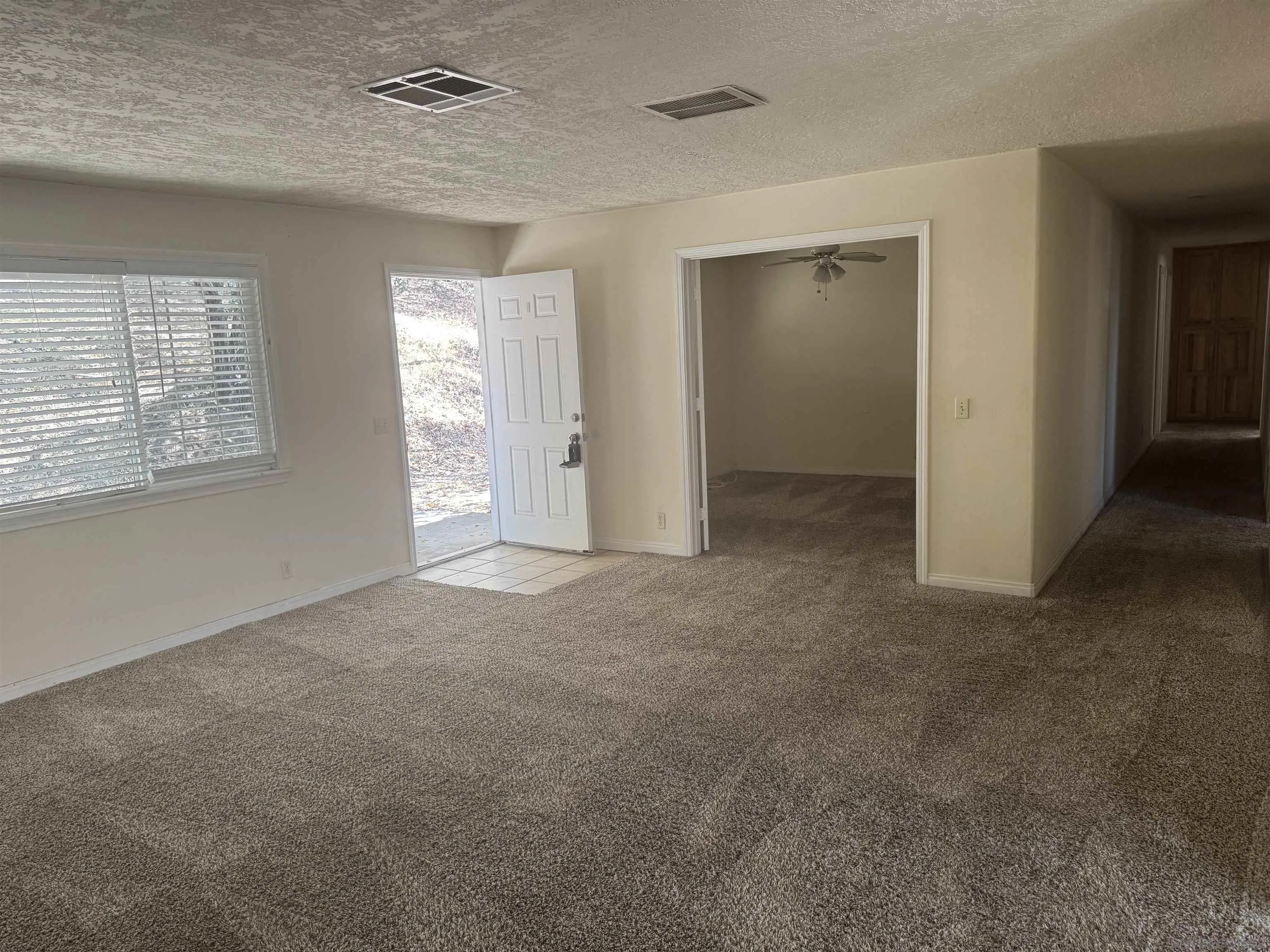 https://cdn.realtyfeed.com/cdn/127/260012757/0b5b1c1d446c12627fc1b3937fa85d11.webp