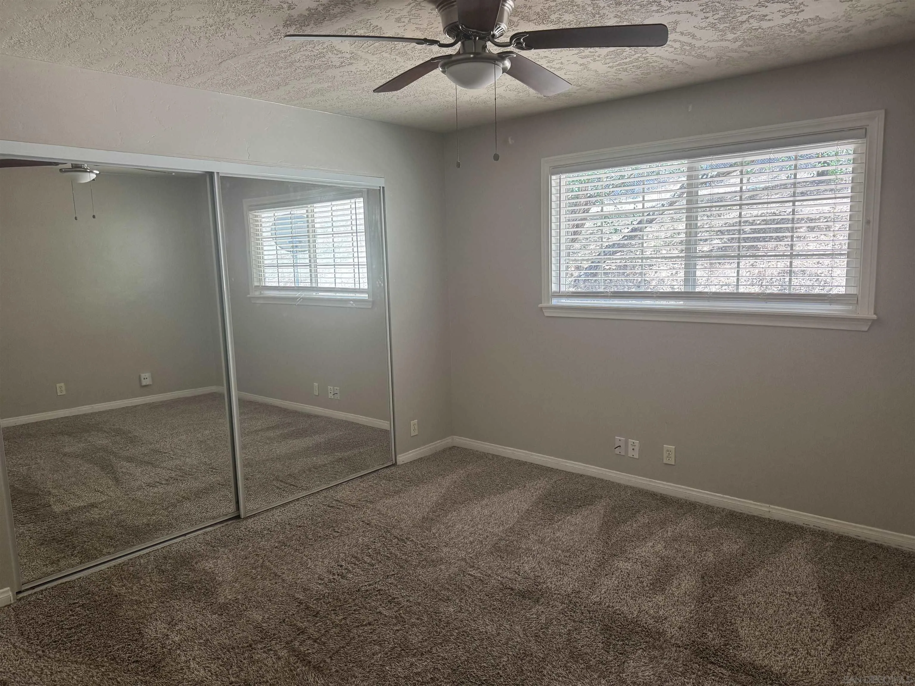 https://cdn.realtyfeed.com/cdn/127/260012757/3fbd78237a1a658b78f20cc64cb35e82.webp