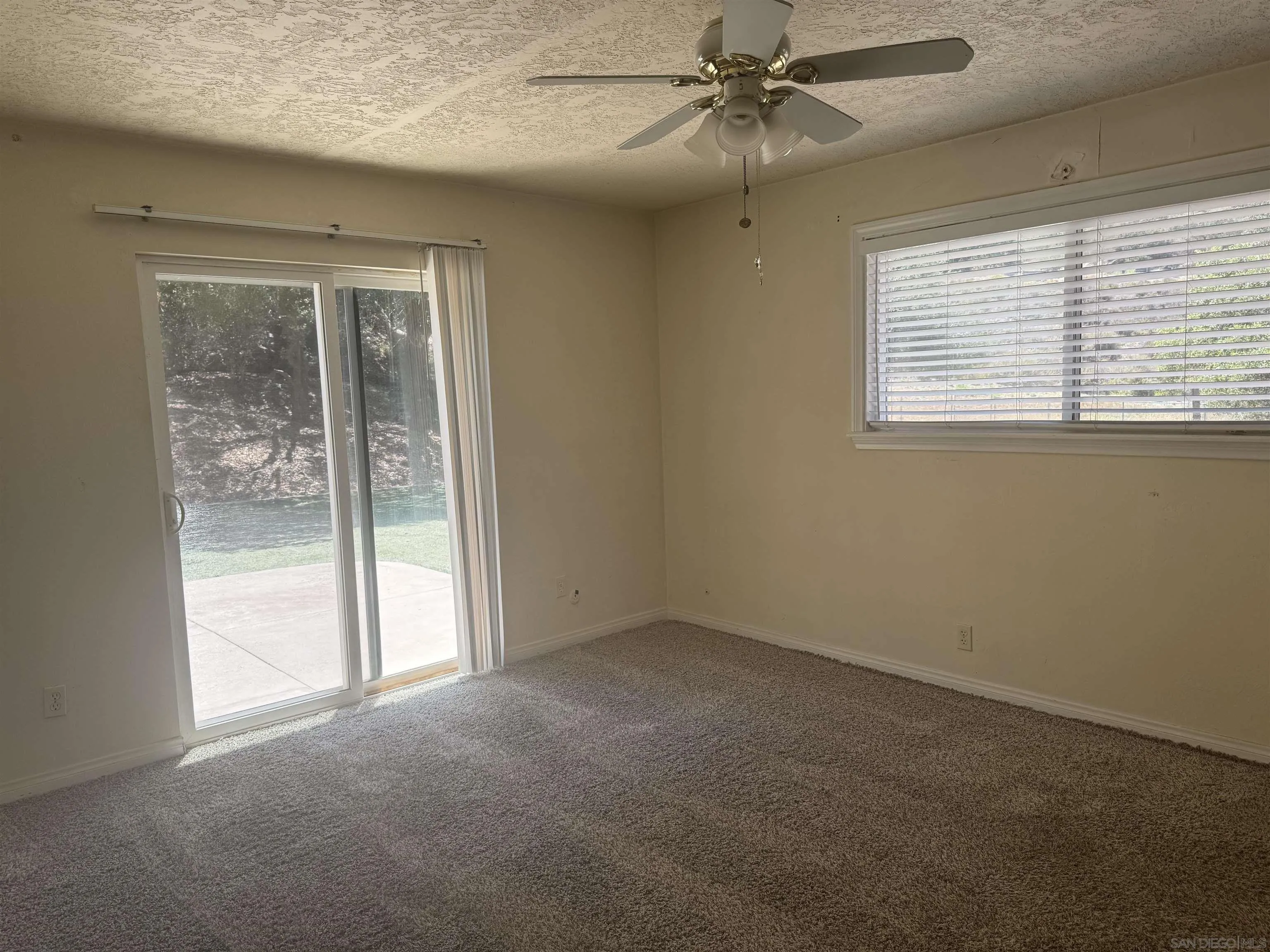 https://cdn.realtyfeed.com/cdn/127/260012757/713afc4a6fb5cf308ed8dd3e9ed9de47.webp