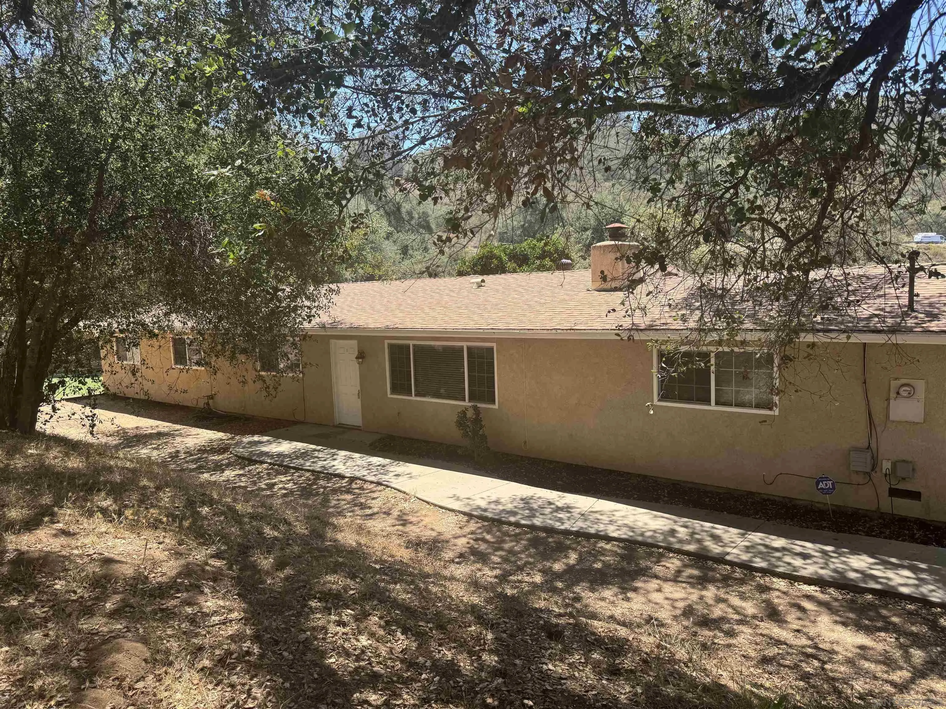 https://cdn.realtyfeed.com/cdn/127/260012757/ddb49bab4ba674c377cfdd179d29bc91.webp