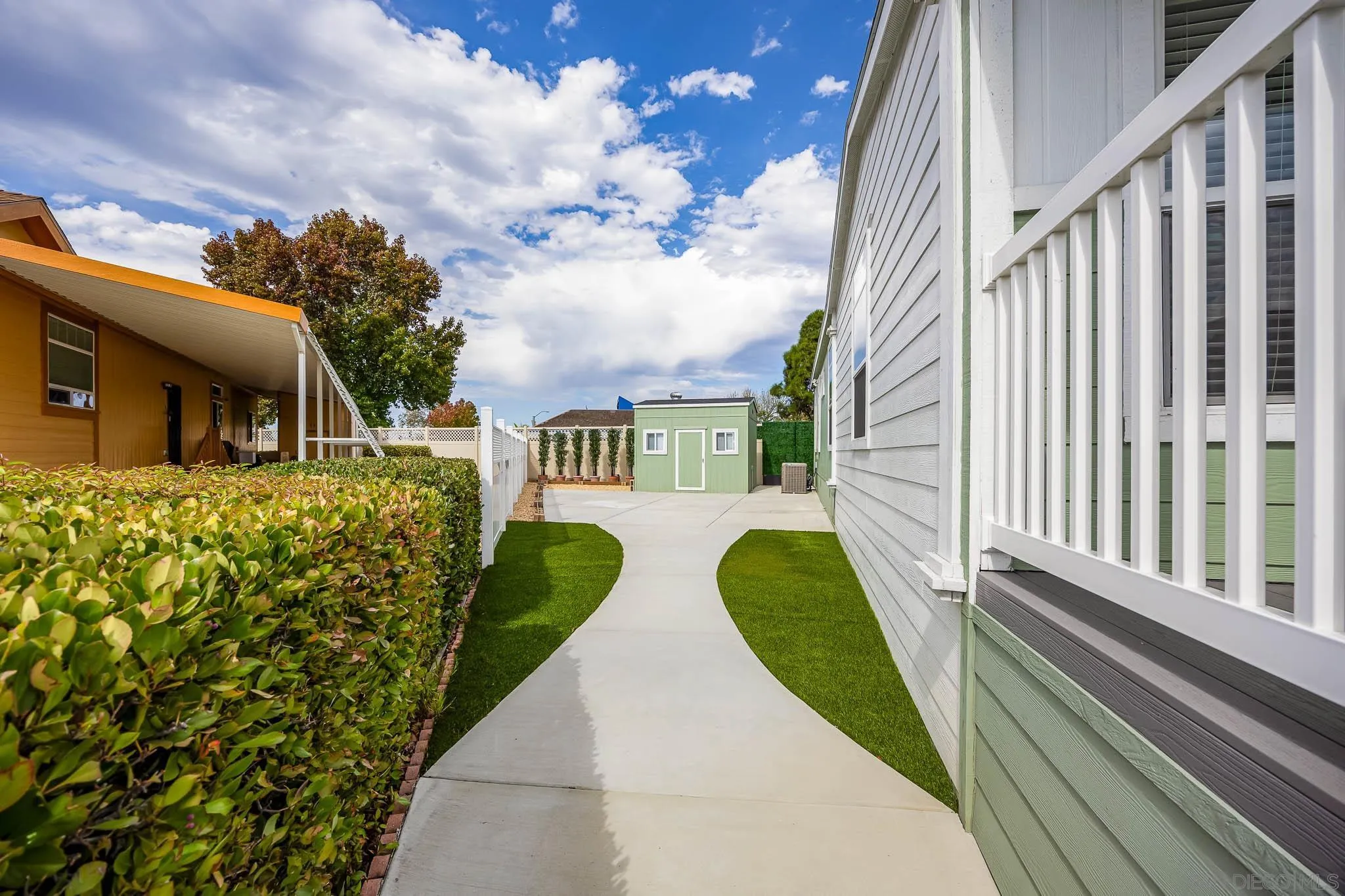 https://cdn.realtyfeed.com/cdn/127/260012760/5f3a281a131d6d3ddcb40674b254466f.webp