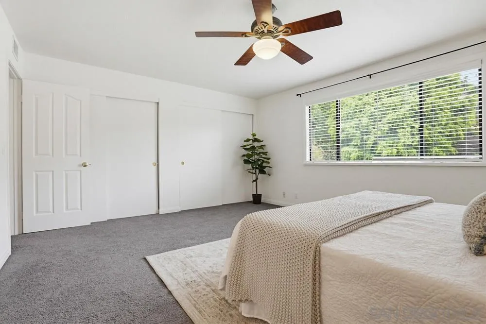 https://cdn.realtyfeed.com/cdn/127/260012761/5f5cb22be4659cb7d3632e66c826099c.webp