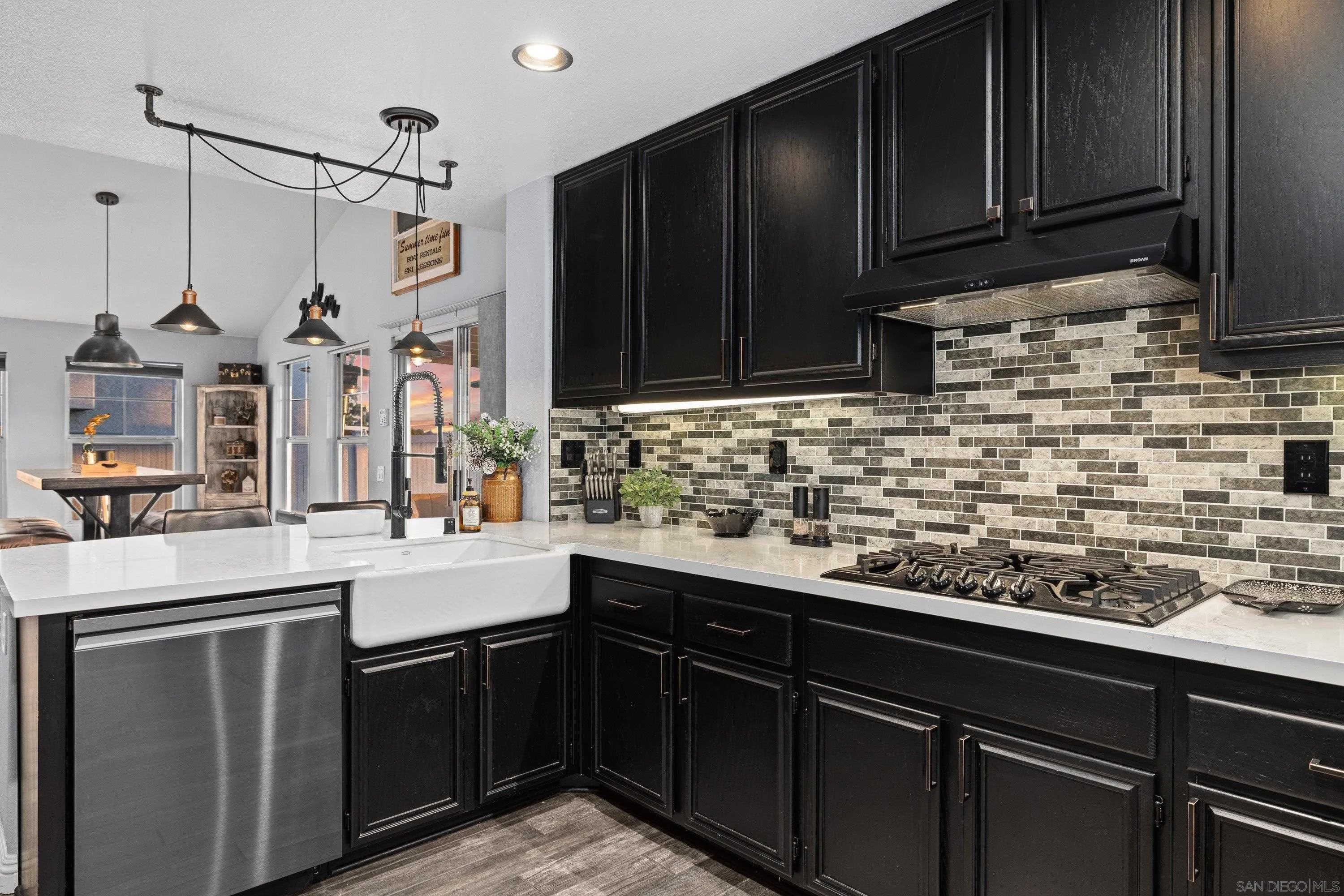 https://cdn.realtyfeed.com/cdn/127/260012764/11d86ae5eb6e2b93b087986b9ad1e852.webp