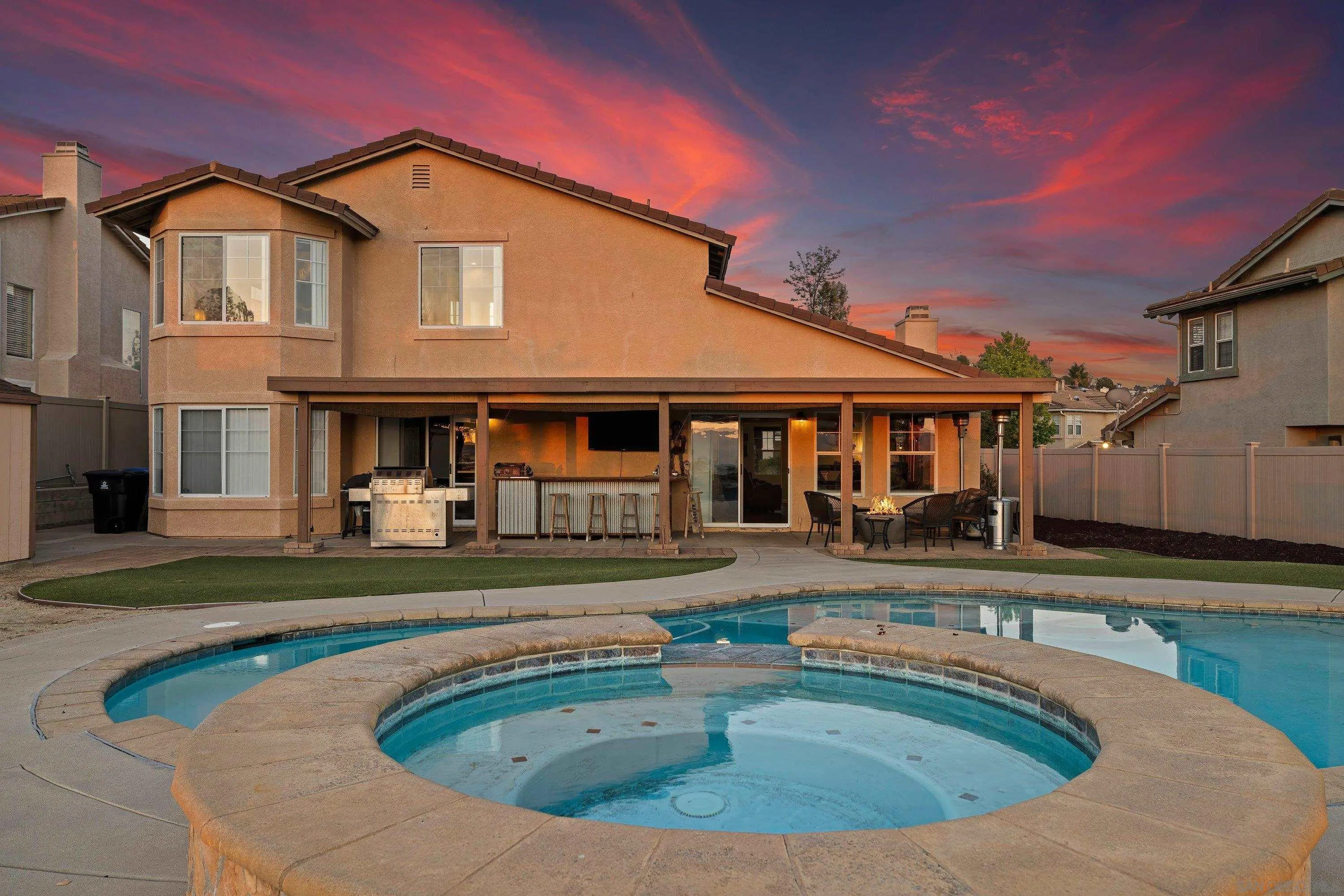 https://cdn.realtyfeed.com/cdn/127/260012764/2f6bd1f5bd9c4539fd86b877504635a0.webp