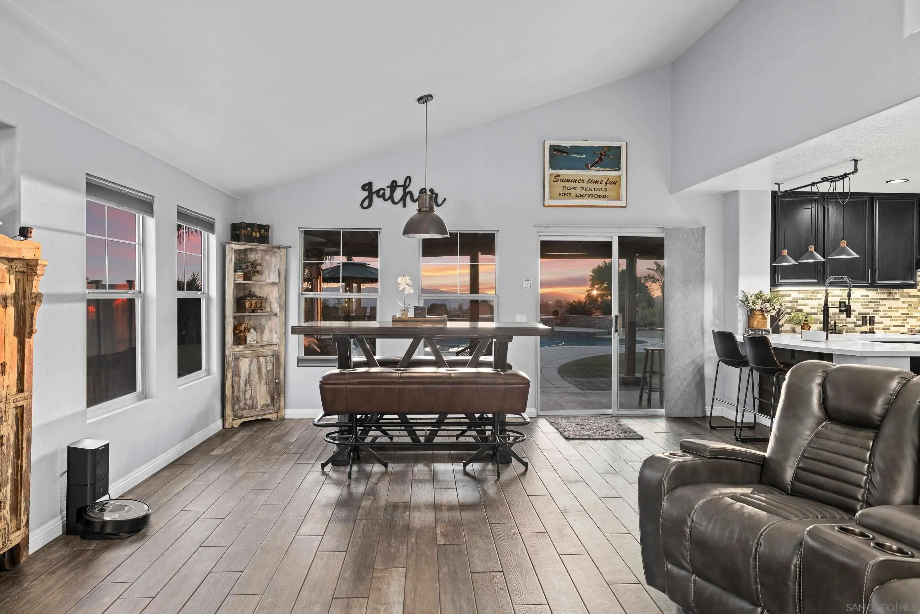 https://cdn.realtyfeed.com/cdn/127/260012764/6abf15a9a70b13f981b04e24bf78edf8.webp