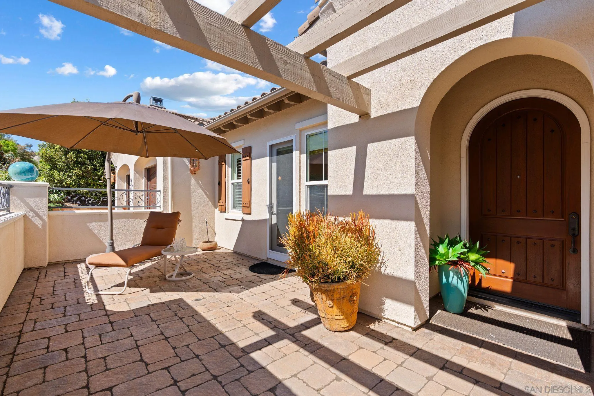 https://cdn.realtyfeed.com/cdn/127/260012766/138df90f198d1436bbdd0d87e32d91fe.webp