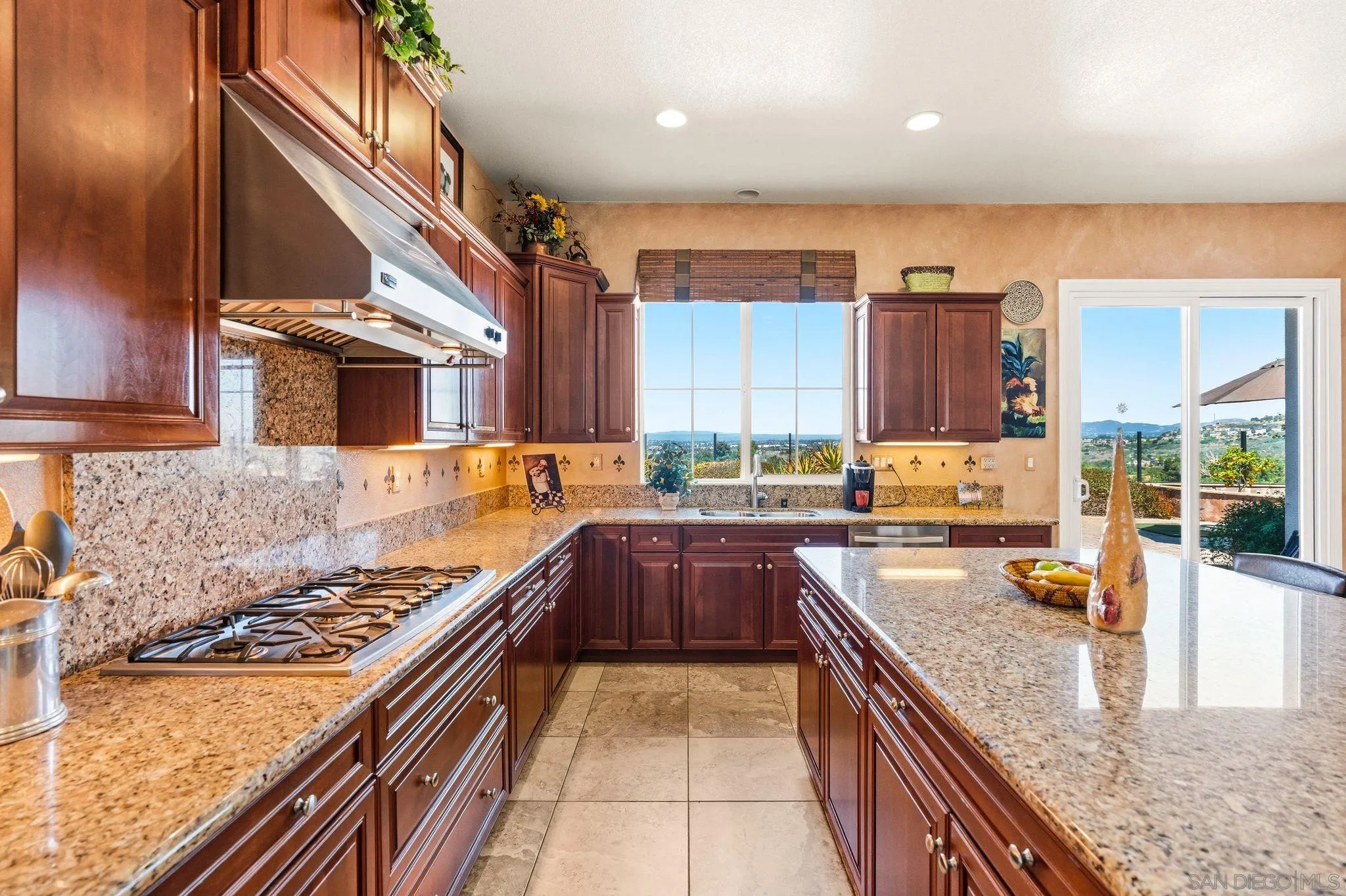https://cdn.realtyfeed.com/cdn/127/260012766/6732dc2bb67c61560b88260e81ea0afd.webp
