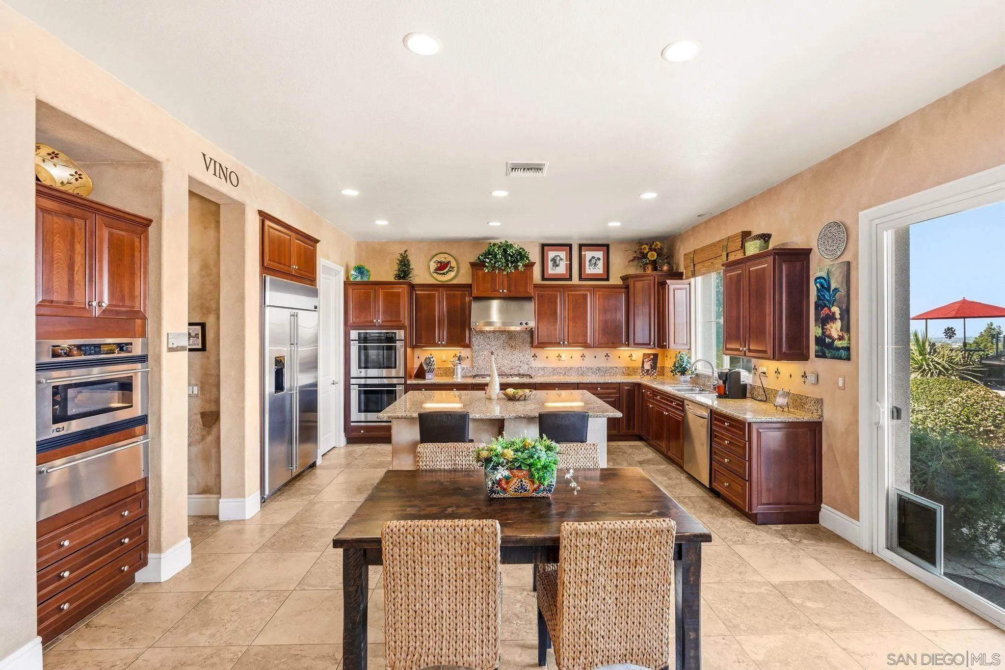 https://cdn.realtyfeed.com/cdn/127/260012766/be62b2bc041d053c3ddea62d6d10cf88.webp