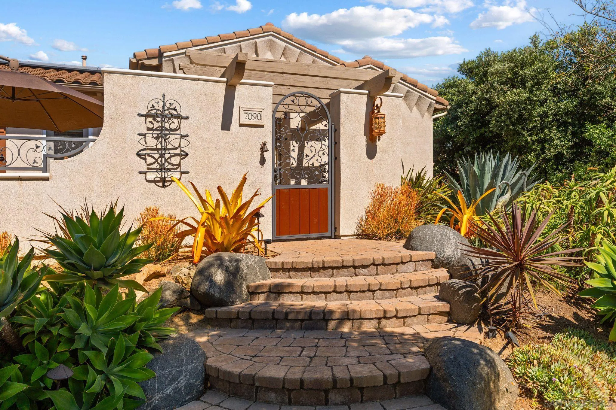 https://cdn.realtyfeed.com/cdn/127/260012766/f1b181d994108e8fe5274272a83094ec.webp