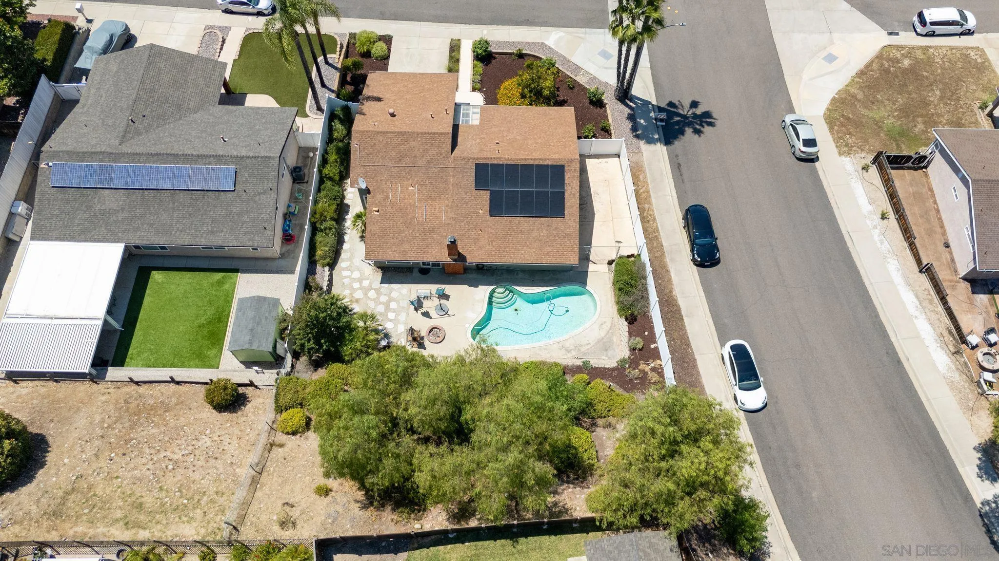 https://cdn.realtyfeed.com/cdn/127/260012781/6e550bc4ab04ce610dc09fcd440a8193.webp