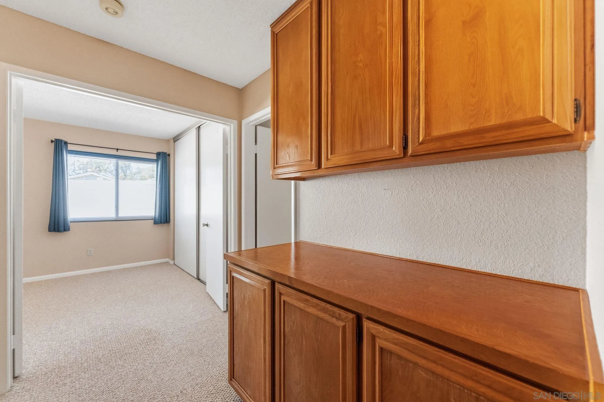 https://cdn.realtyfeed.com/cdn/127/260012781/75b919bac3629f23aa390faac07beebc.webp