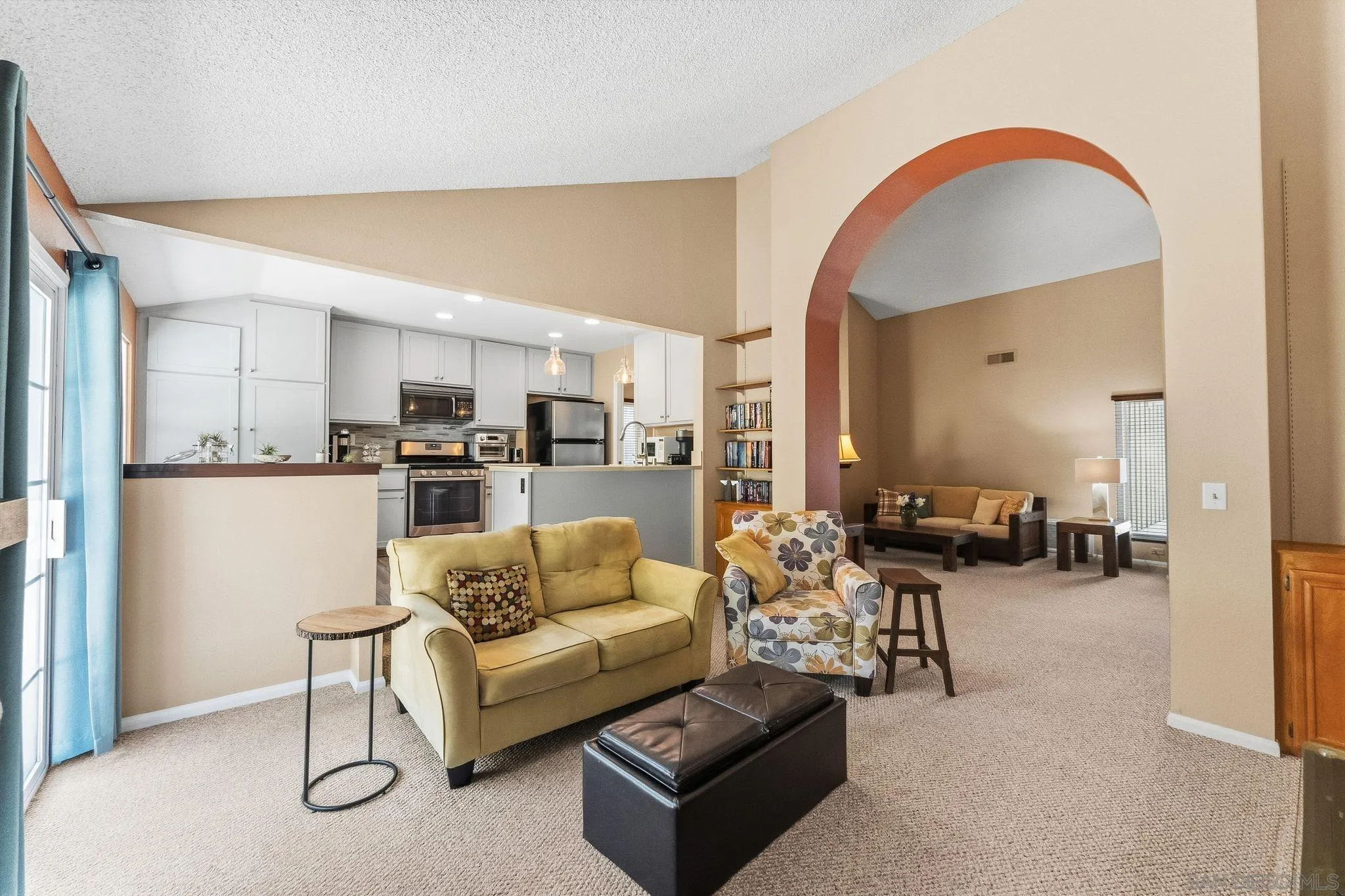 https://cdn.realtyfeed.com/cdn/127/260012781/97ad6b9055a3574d1c86ef1831908f2b.webp