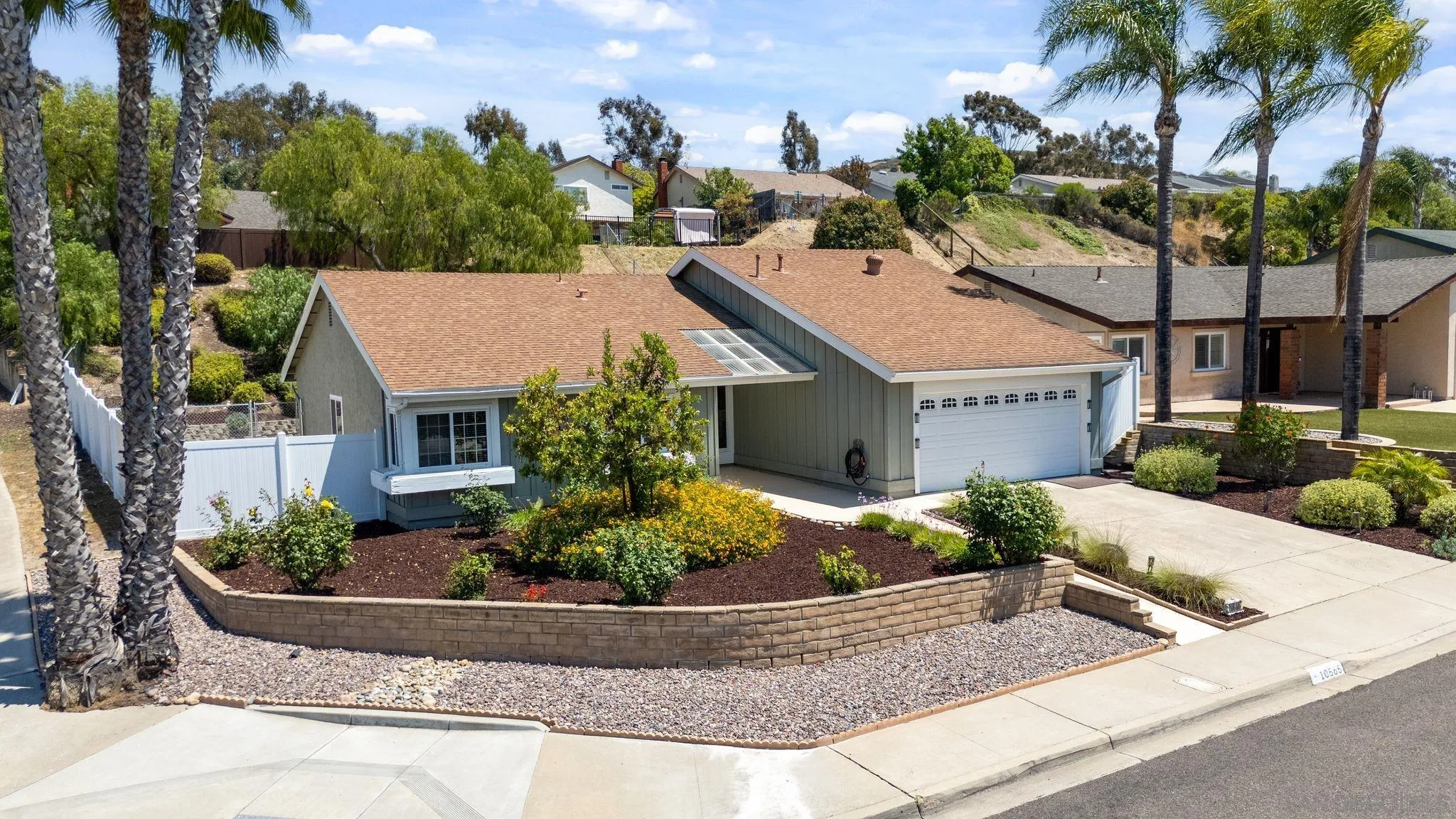 https://cdn.realtyfeed.com/cdn/127/260012781/a0ffacc47fab03c05ce2170a5594f0cb.webp