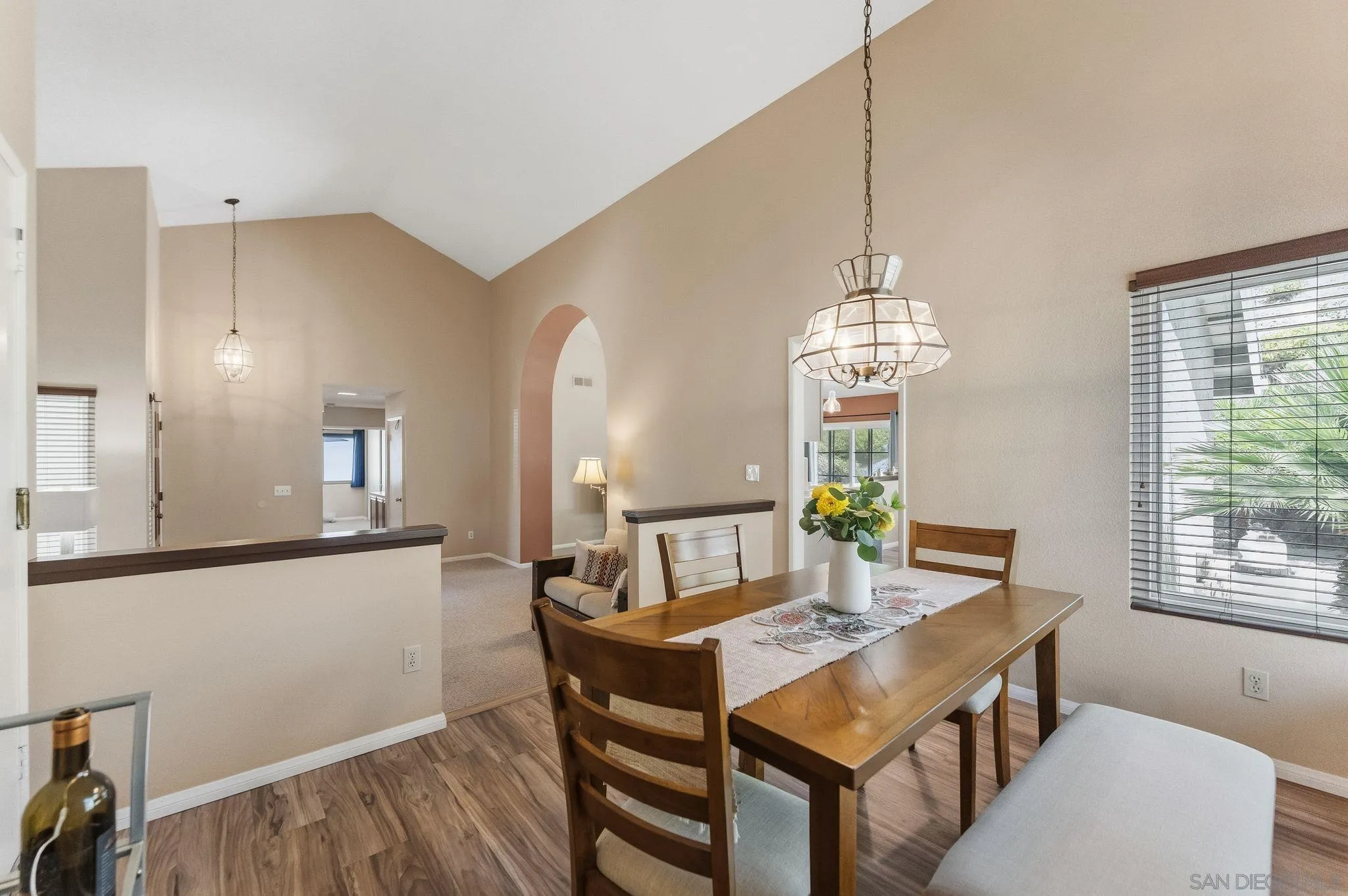 https://cdn.realtyfeed.com/cdn/127/260012781/cc08ac034dfcdadb91790566d7b8a0cd.webp