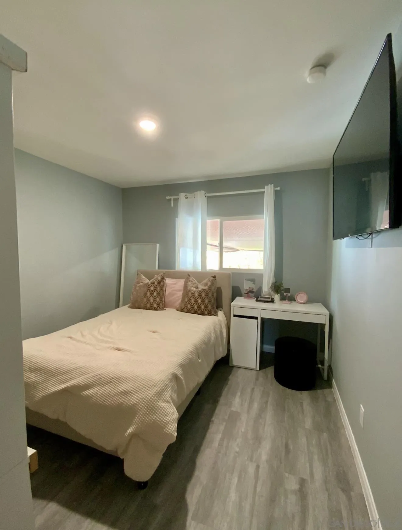 https://cdn.realtyfeed.com/cdn/127/260012787/7ac8e2822853eb066bd901458b8b2a26.webp