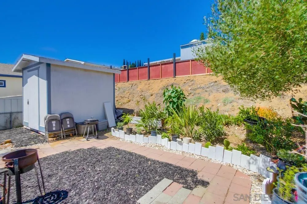 https://cdn.realtyfeed.com/cdn/127/260012787/c9c7041fd15ad4ddccc0ced661514336.webp