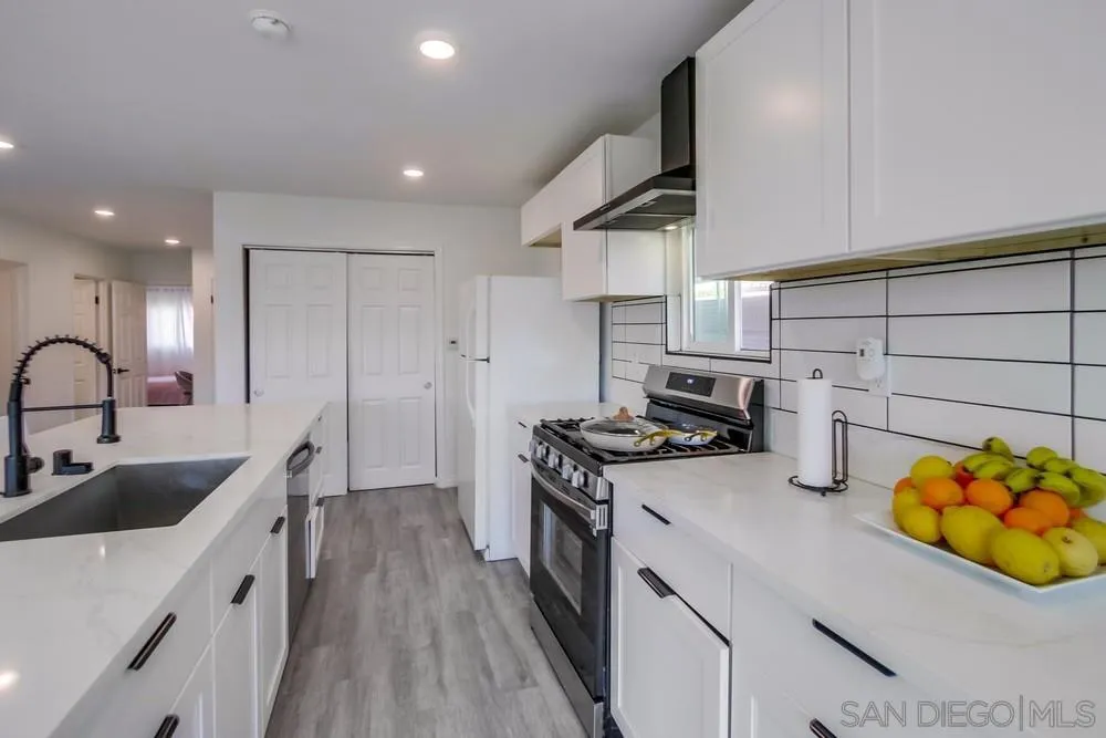 https://cdn.realtyfeed.com/cdn/127/260012787/c9f24e6e101a0f07617299392541b5cd.webp