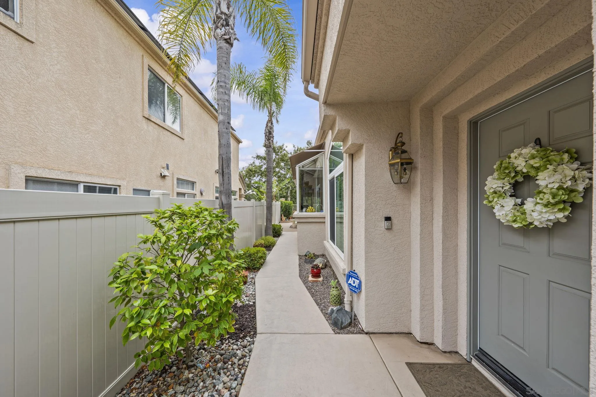 https://cdn.realtyfeed.com/cdn/127/260012791/9573cff00ff21b1db1319e0ffd56304a.webp