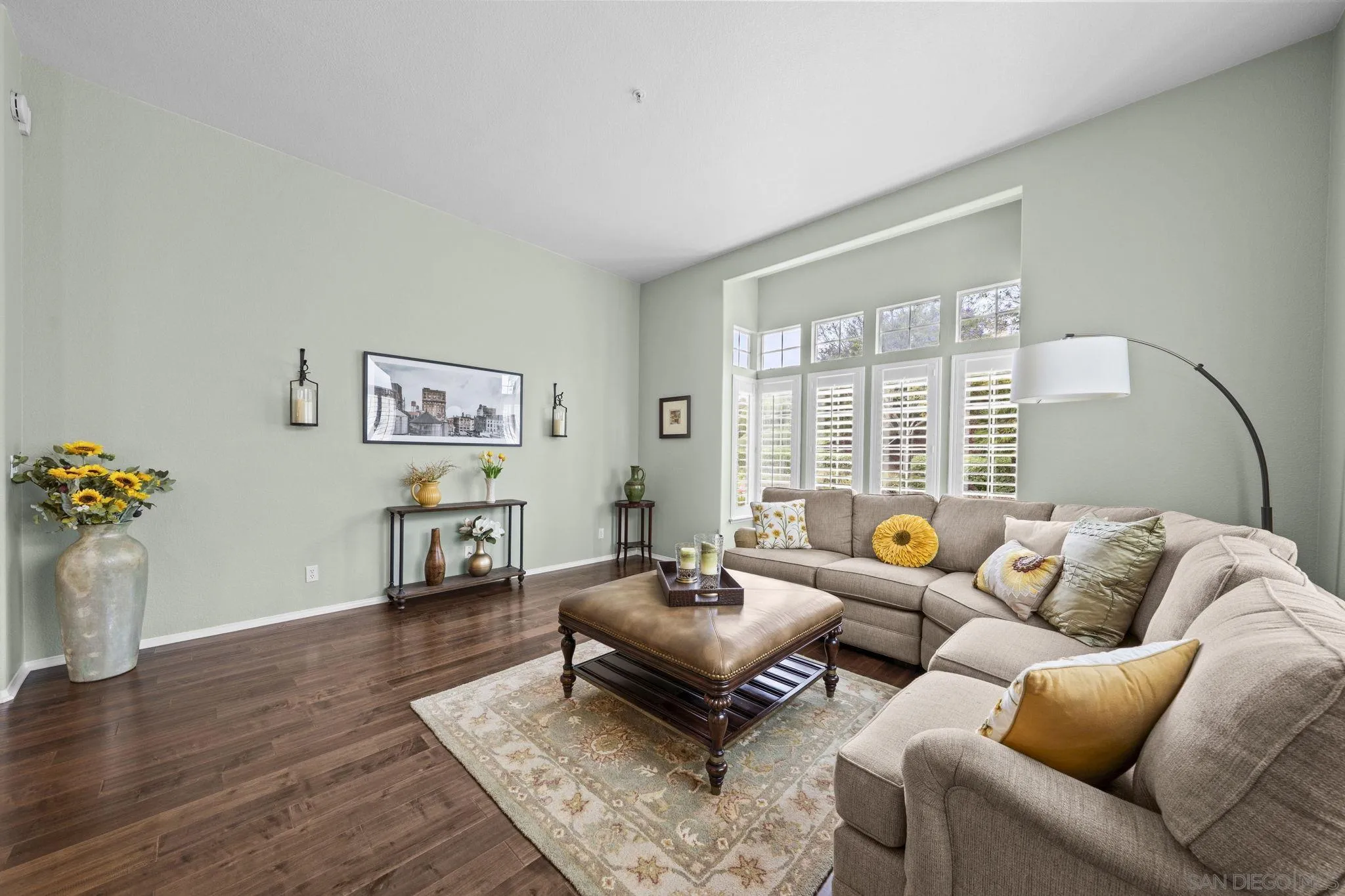 https://cdn.realtyfeed.com/cdn/127/260012791/e06210a8f362a7b2625cf657206d843f.webp