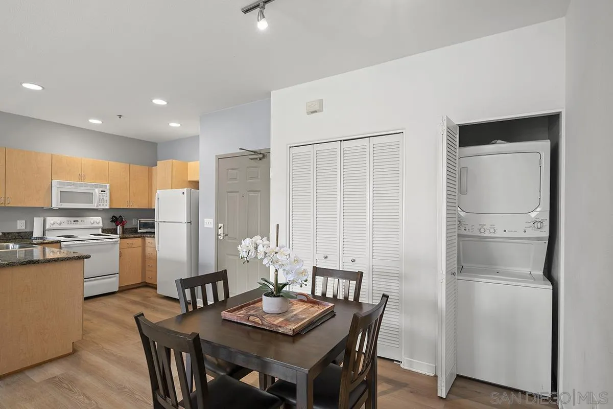 Photo #10: 260012795 Listing: Photo #10