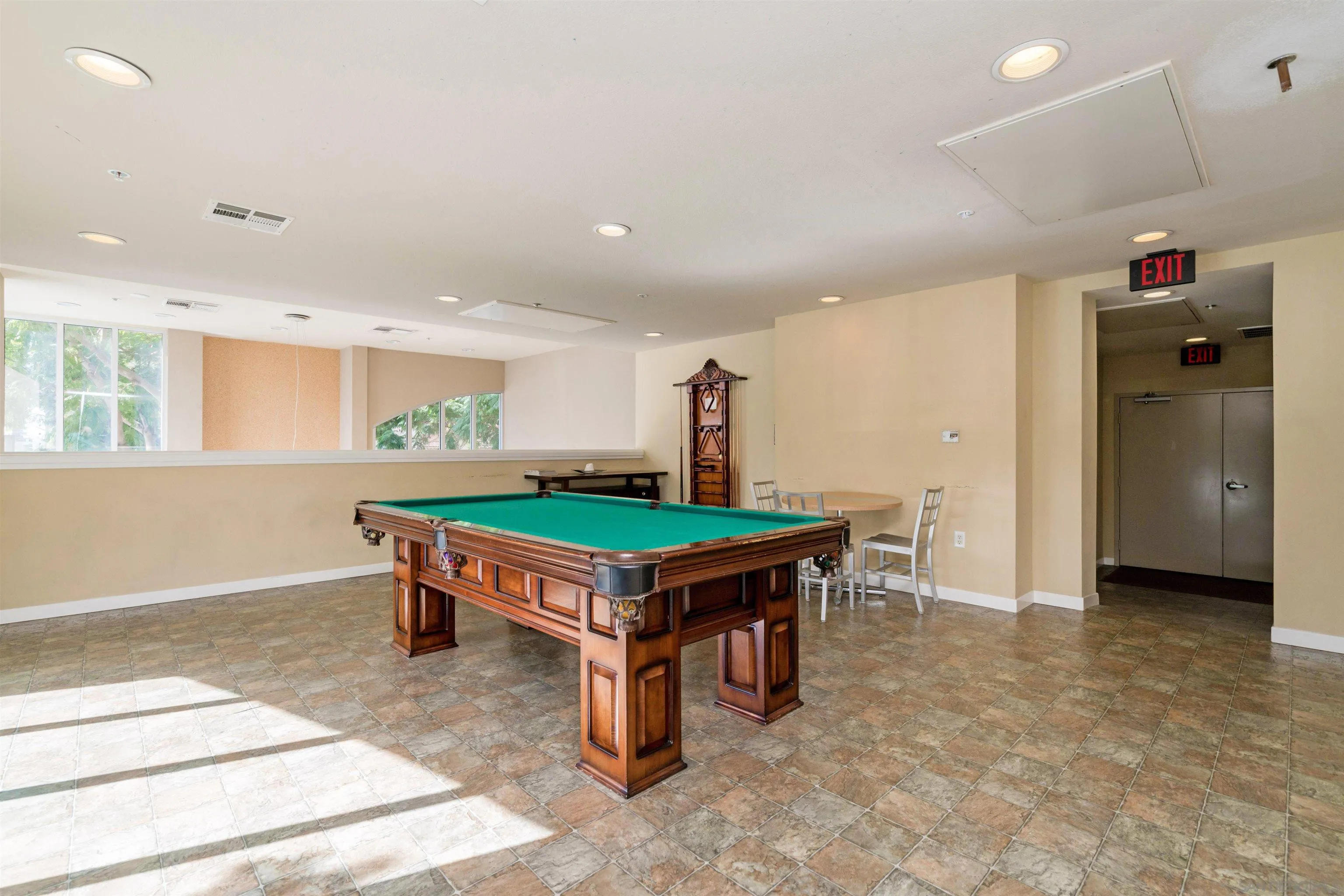 https://cdn.realtyfeed.com/cdn/127/260012795/b2a10ac2a578da7a74171dc10fb90e13.webp