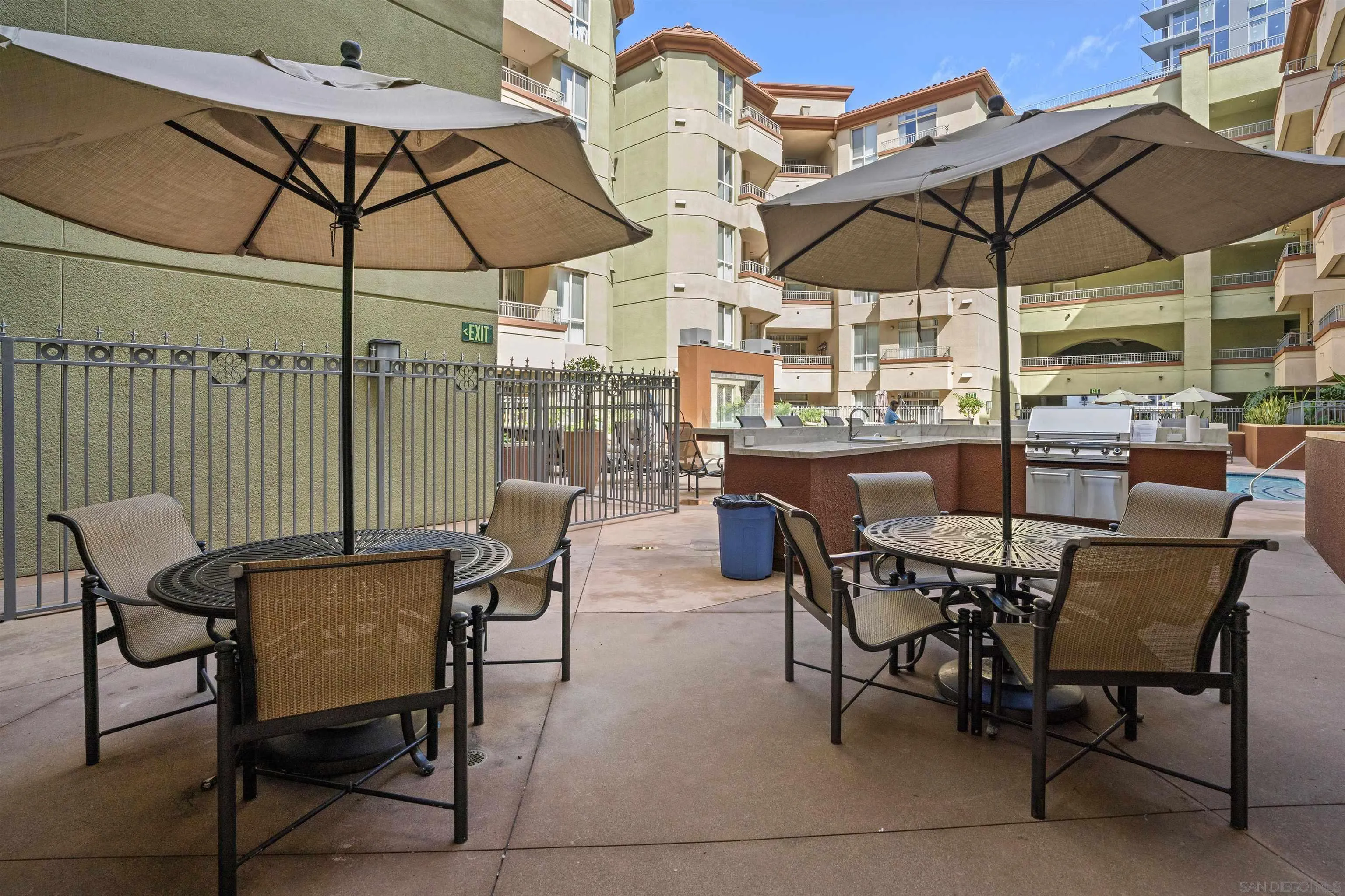 https://cdn.realtyfeed.com/cdn/127/260012795/bab6ca37e353cebe1506f96d5e90342c.webp