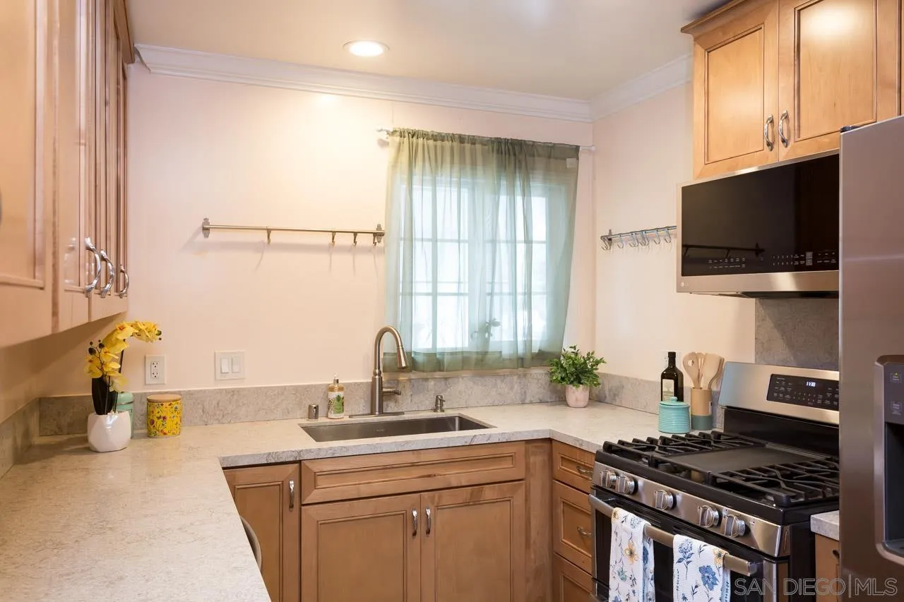 https://cdn.realtyfeed.com/cdn/127/260012802/5ed3e69c4fef7bf4c9124c10b98a44de.webp