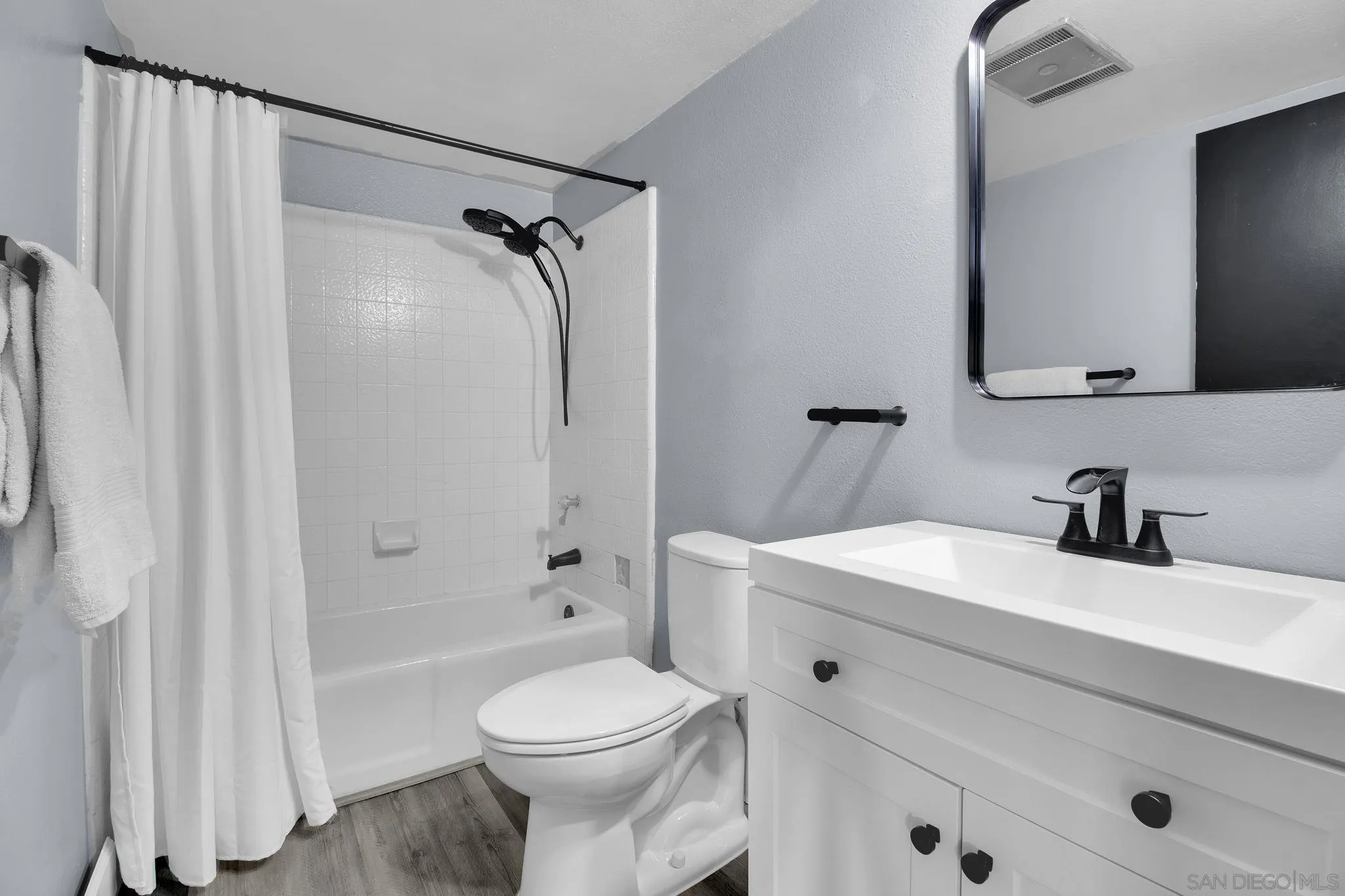 Photo #15: 260012803 Listing: Photo #15