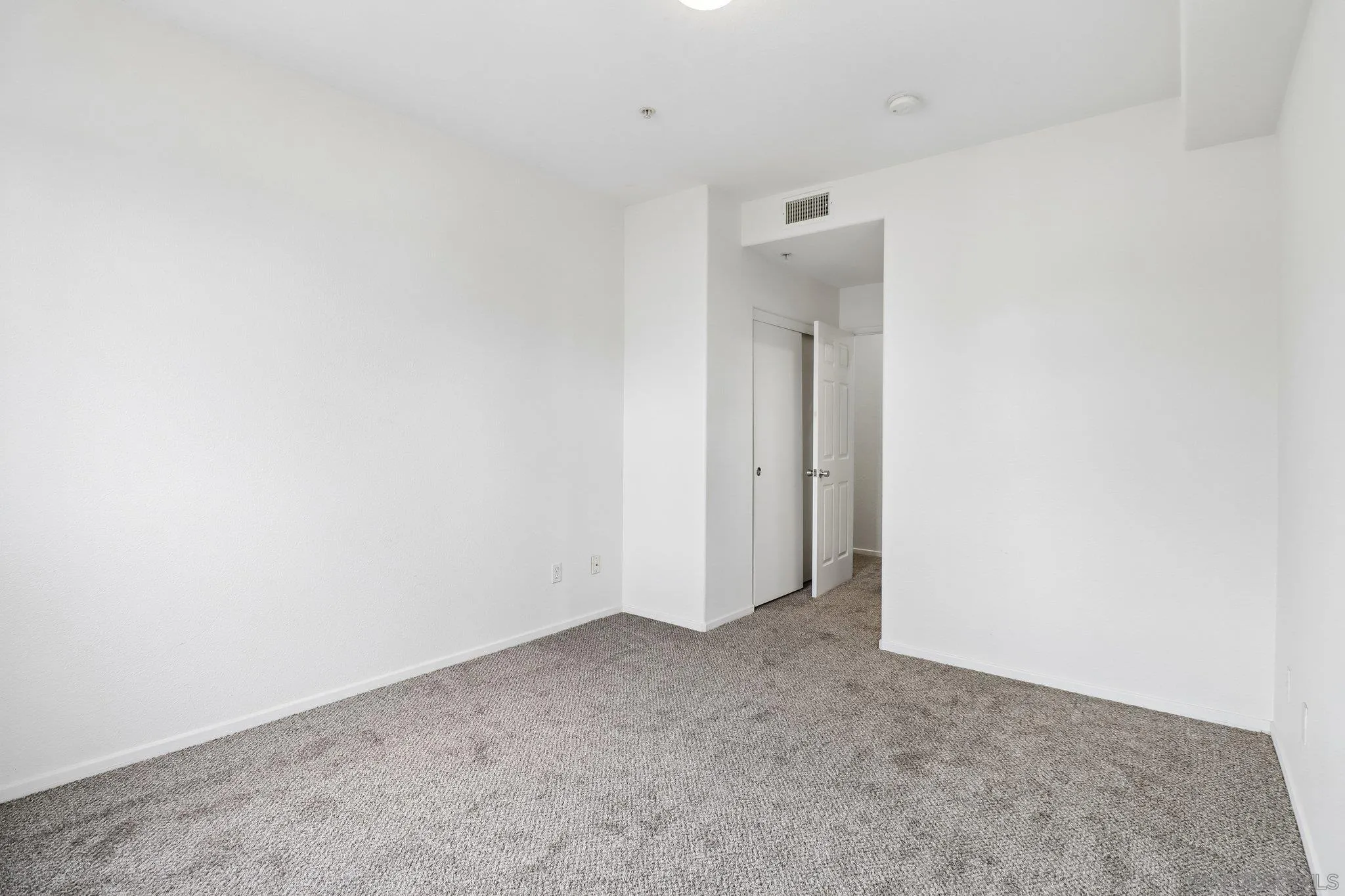 Photo #31: 260012813 Listing: Photo #31