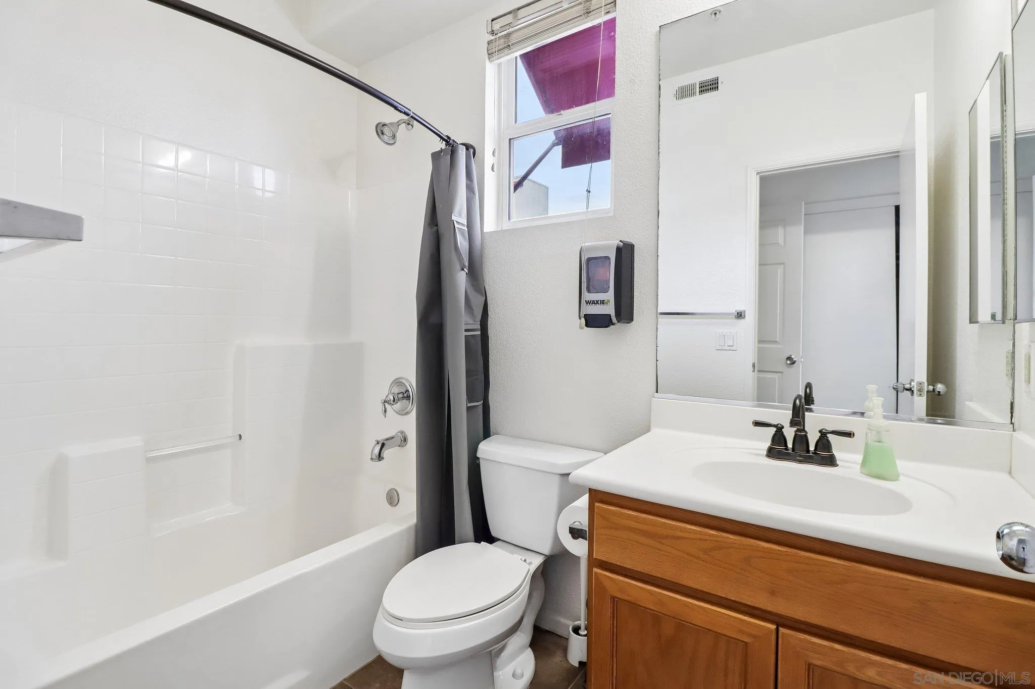 Photo #28: 260012813 Listing: Photo #28