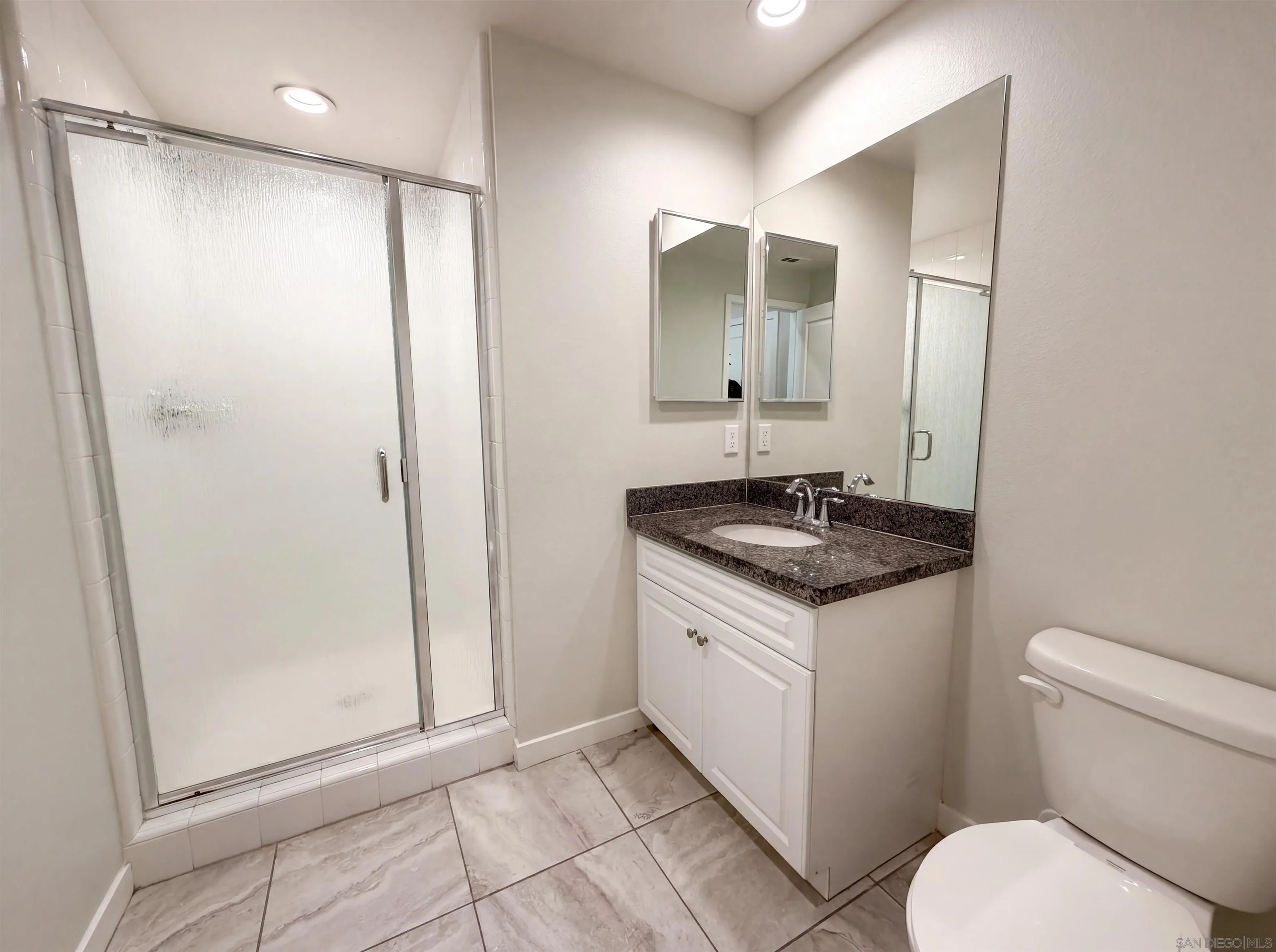 https://cdn.realtyfeed.com/cdn/127/260012814/1c1a757545d316493777d5b7e1a5138b.webp