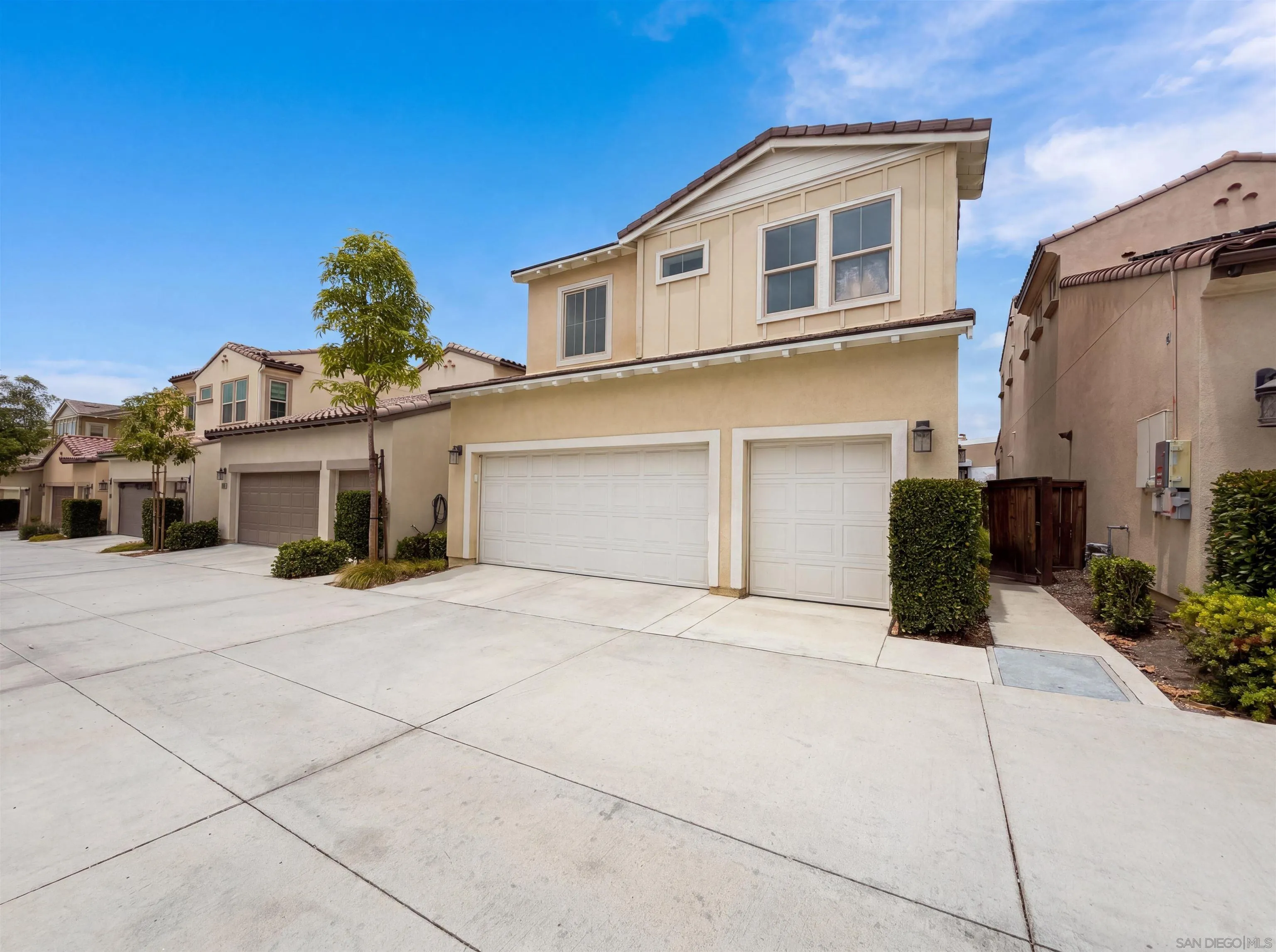 https://cdn.realtyfeed.com/cdn/127/260012814/38c33326fada33a606f1fdaa52d5812c.webp
