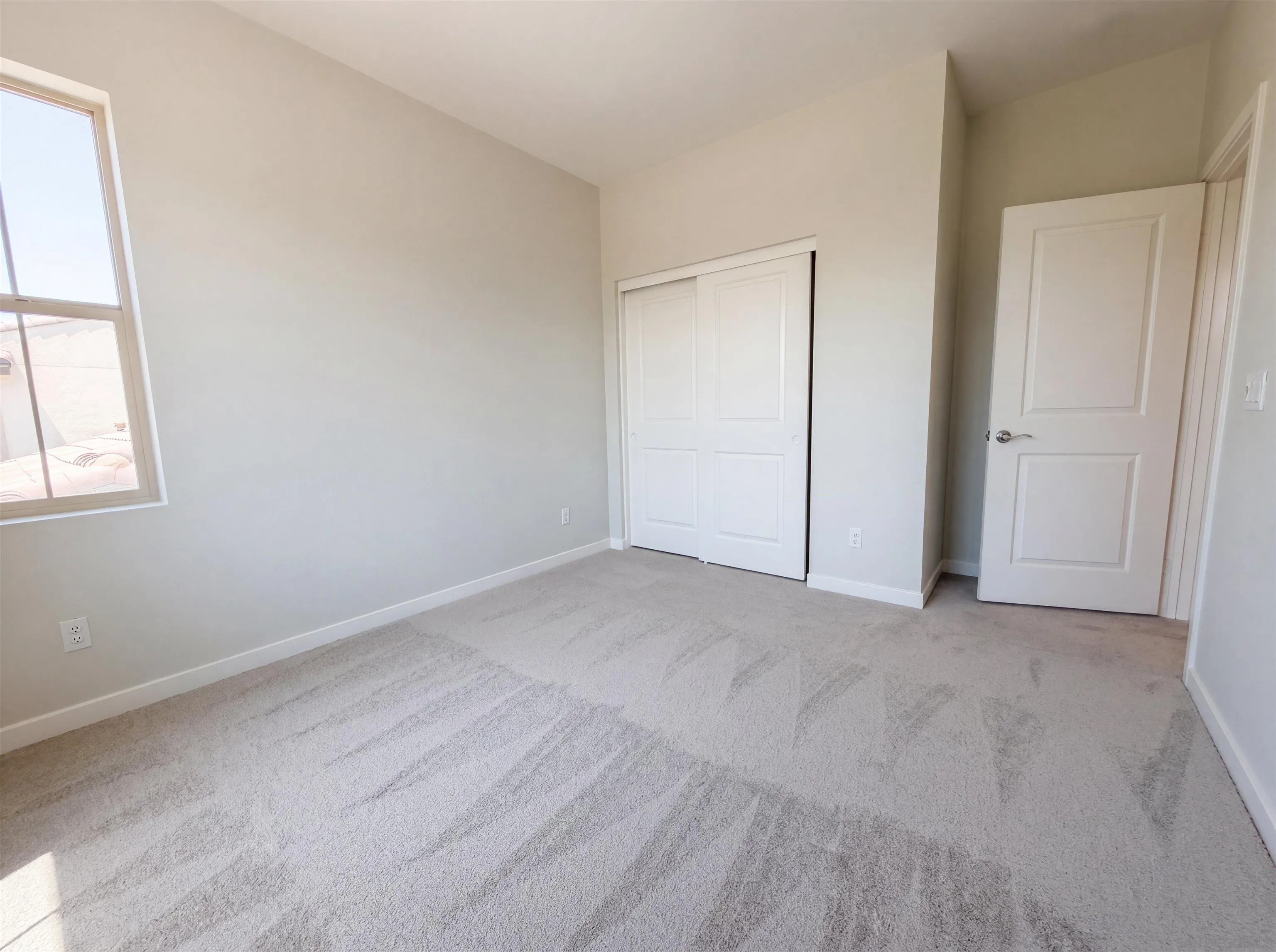 https://cdn.realtyfeed.com/cdn/127/260012814/d0c9164cbf7c14852f86863433c12901.webp
