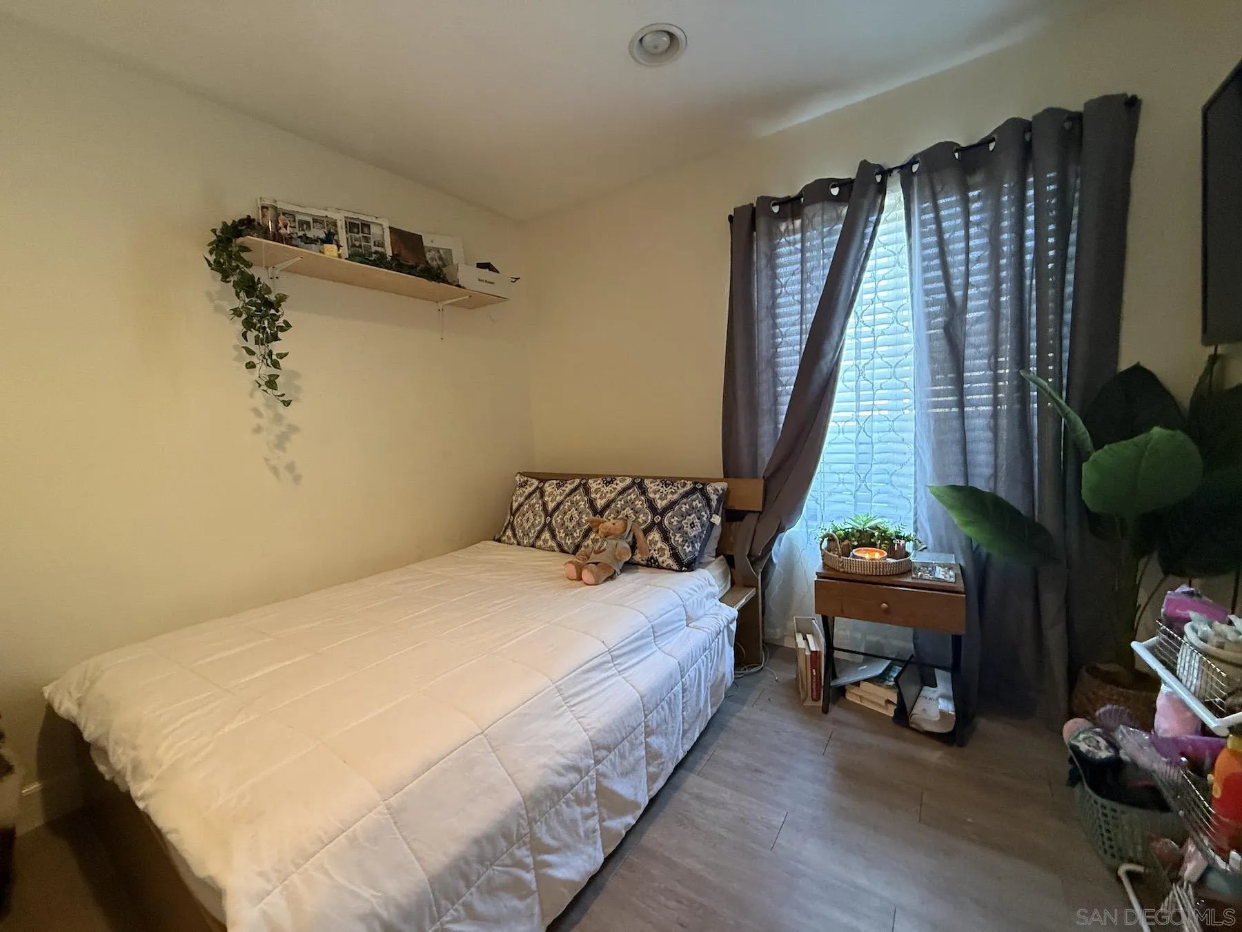 https://cdn.realtyfeed.com/cdn/127/260012825/b49725ab1bf4ec42b08c67888ea833dc.webp