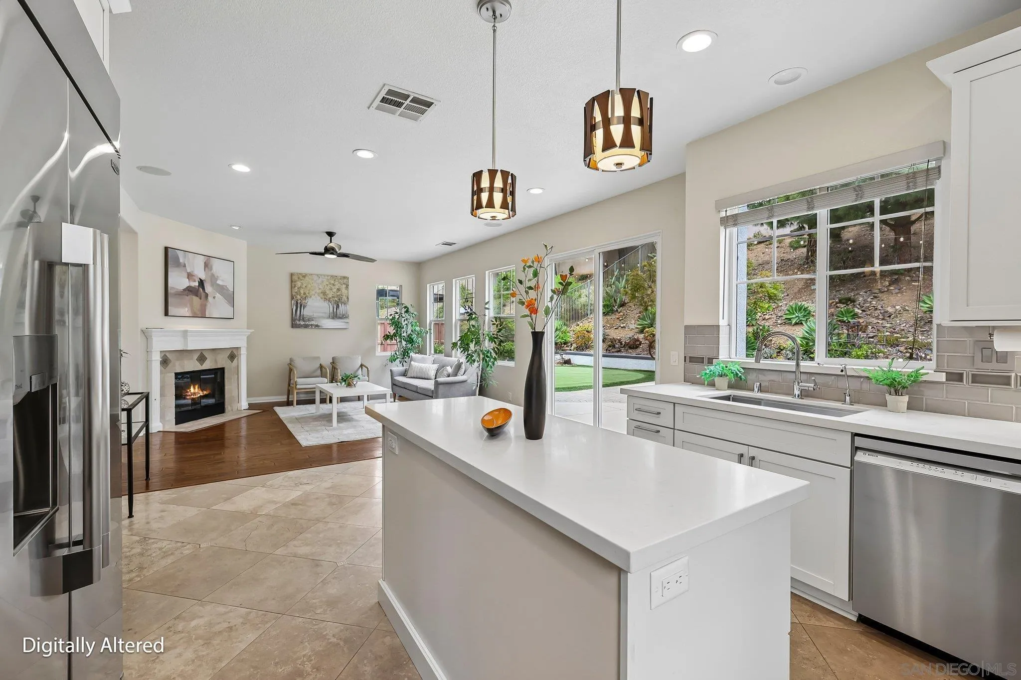 https://cdn.realtyfeed.com/cdn/127/260012827/8b4c57a8678a949b5c967afc843e570f.webp