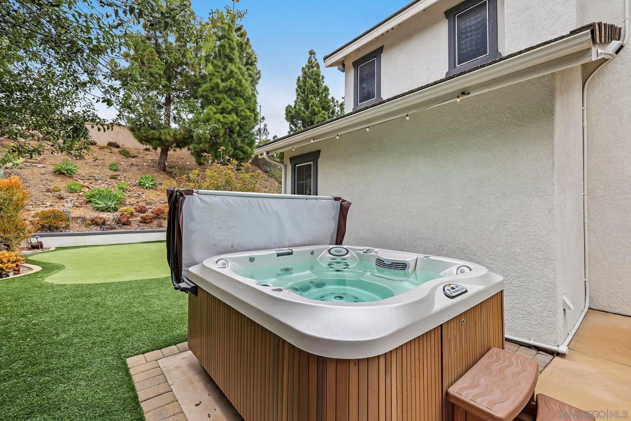 https://cdn.realtyfeed.com/cdn/127/260012827/edd99ec1aa60afbe13e018a90a14d7fa.webp