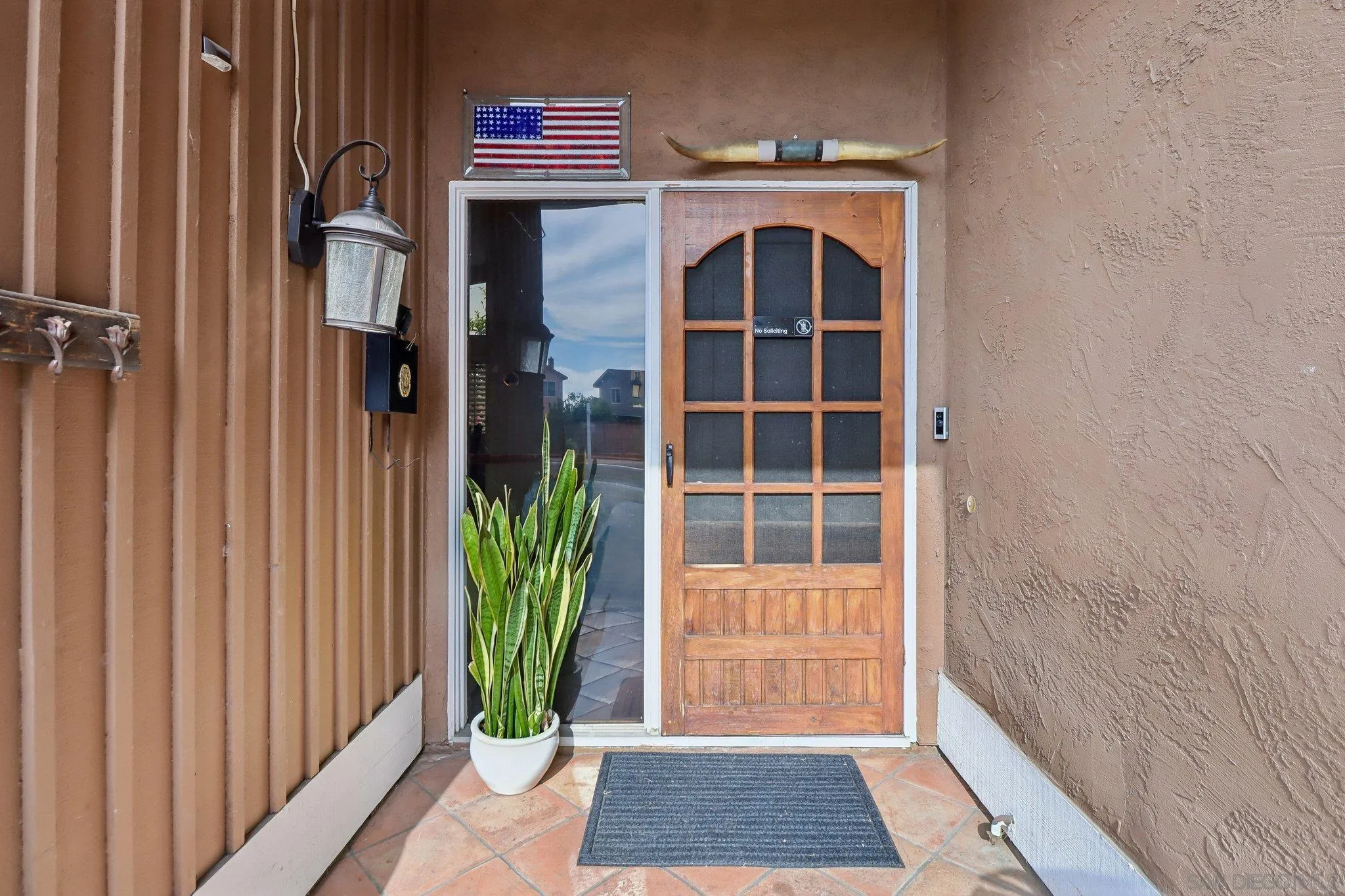 https://cdn.realtyfeed.com/cdn/127/260012831/39ed1b009acdf04ac69bccee44897b19.webp