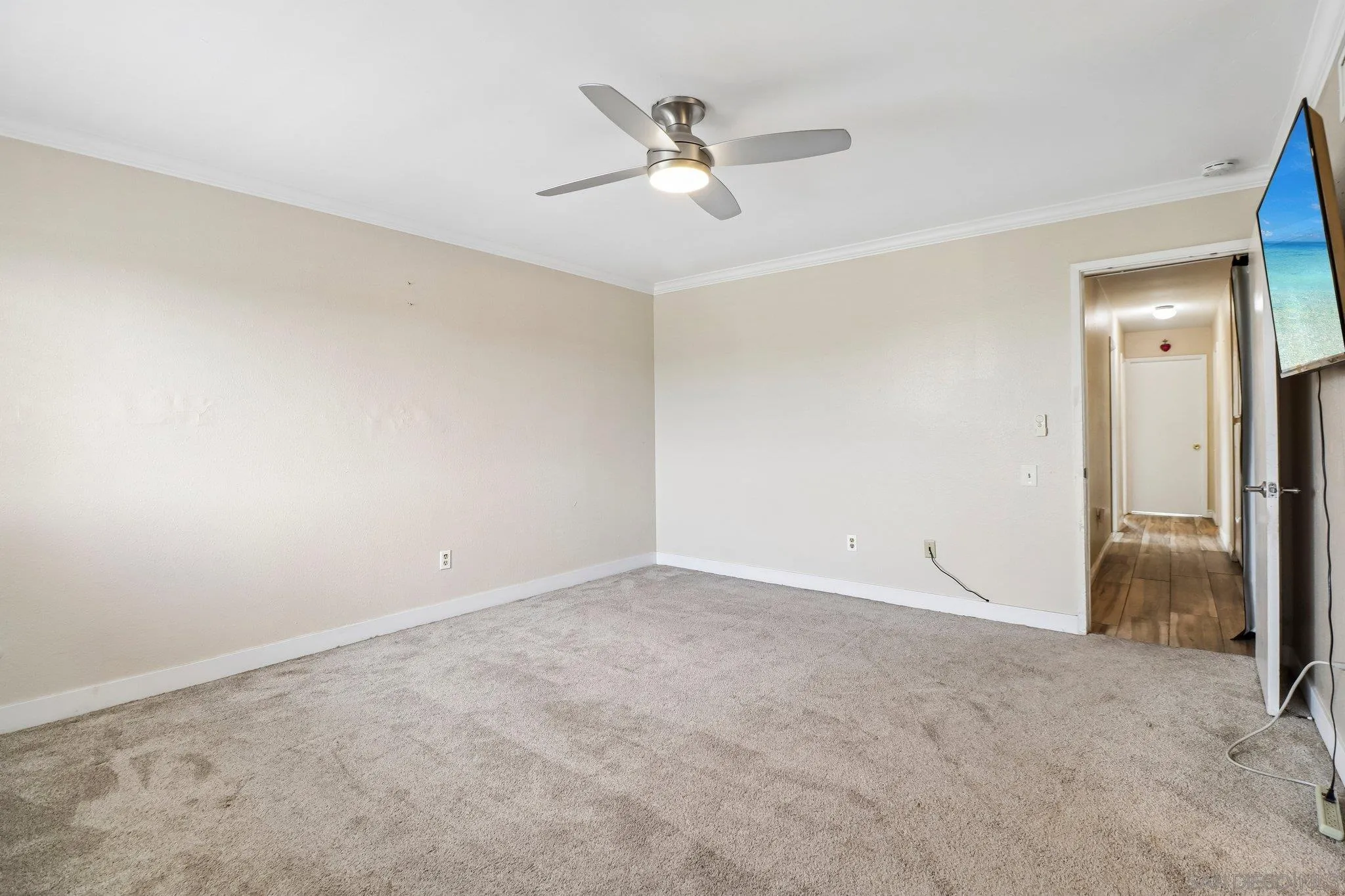 https://cdn.realtyfeed.com/cdn/127/260012831/50a356ec1dd2d3c21857106fefc96790.webp