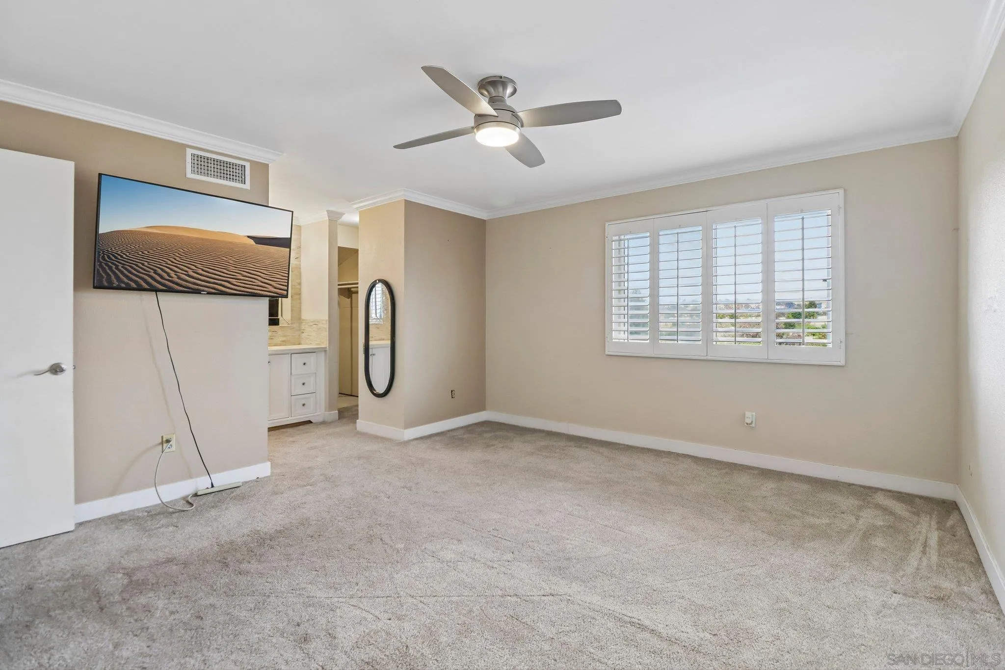 https://cdn.realtyfeed.com/cdn/127/260012831/a3f3c94de0f0944a0063dc18dd8676a7.webp